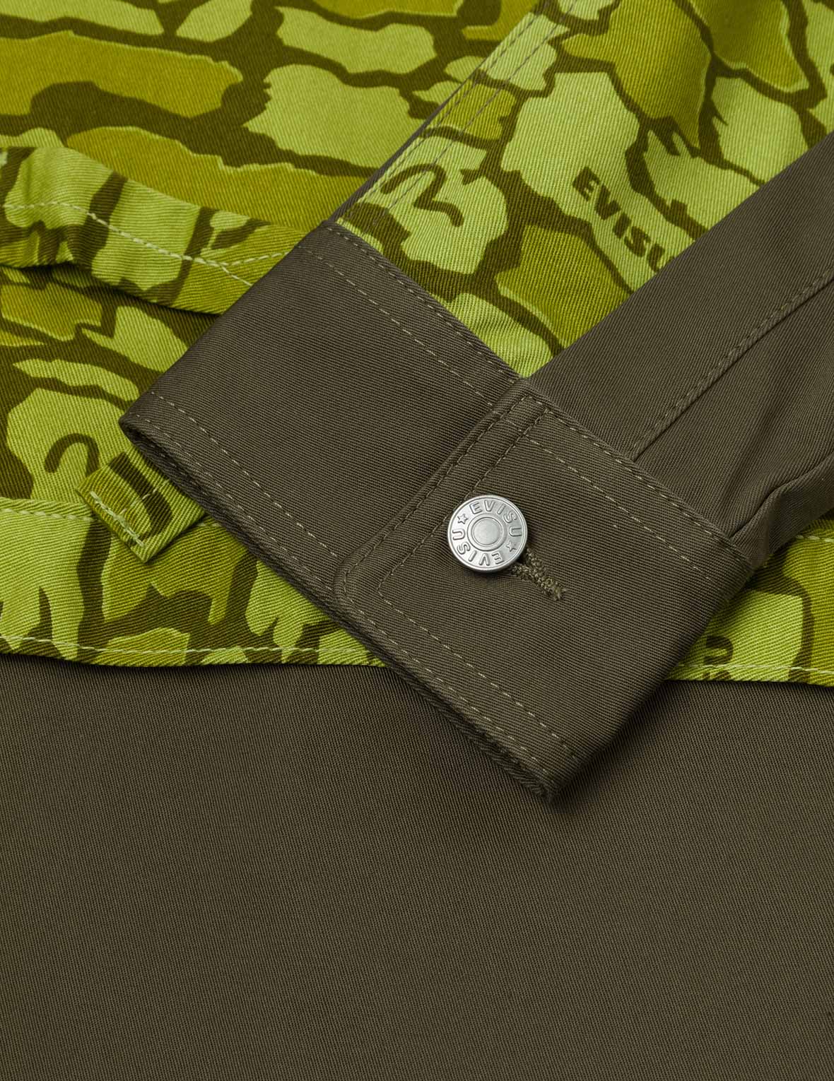 Seagull Print & Hybrid Ishigaki Camouflage Regular Fit Shirt Jacket for Men - Stylish Outdoor Casual Wear for Hiking, Camping & Urban Fashion