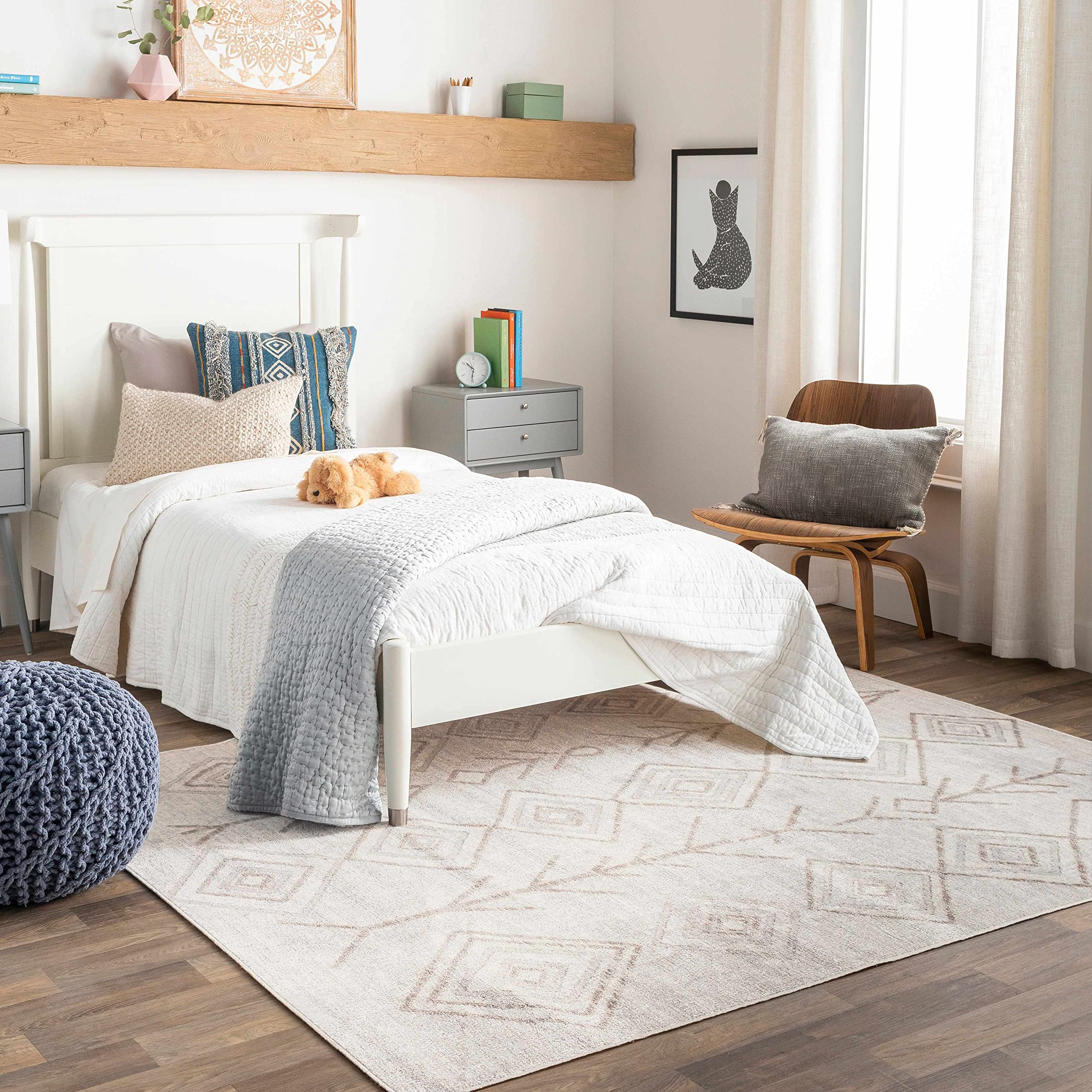 Kericho Machine Washable Area Rug - Soft & Durable for Living Room, Bedroom - Brown & Gray - 7'10