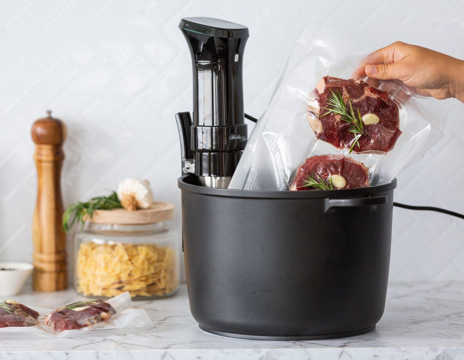 WiFi Sous Vide Precision Cooker with Touchscreen Display - 1100W Immersion Circulator for Steak, Chicken & Seafood - Perfect for Home Chefs & Restaurant Use