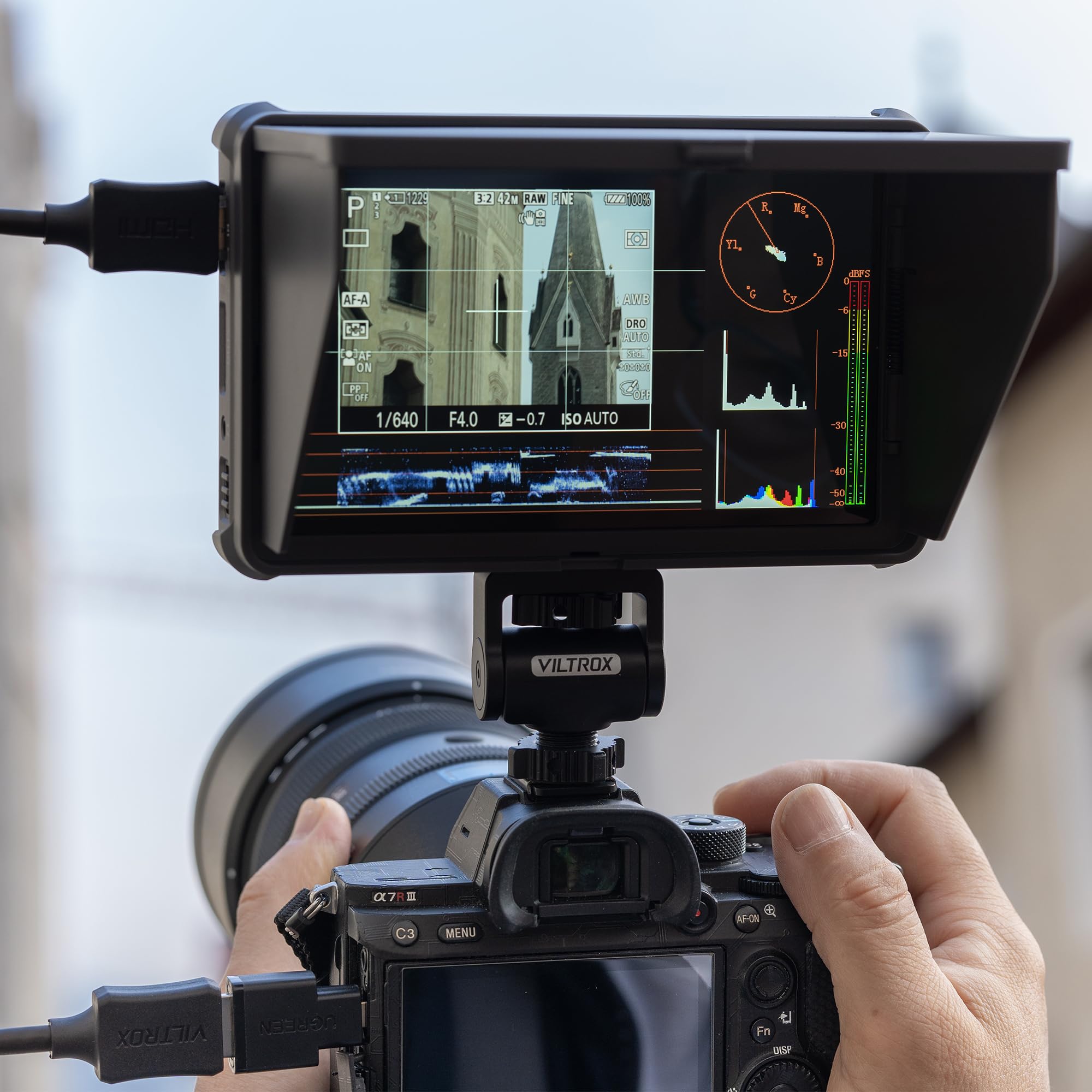 VILTROX SDI Camera Field Monitor DC-X3 - 2000 Nits Ultra Bright 4K HDMI Touchscreen Video Monitor with Anamorphic De-Squeeze for Outdoor Filmmaking & Professional Videography