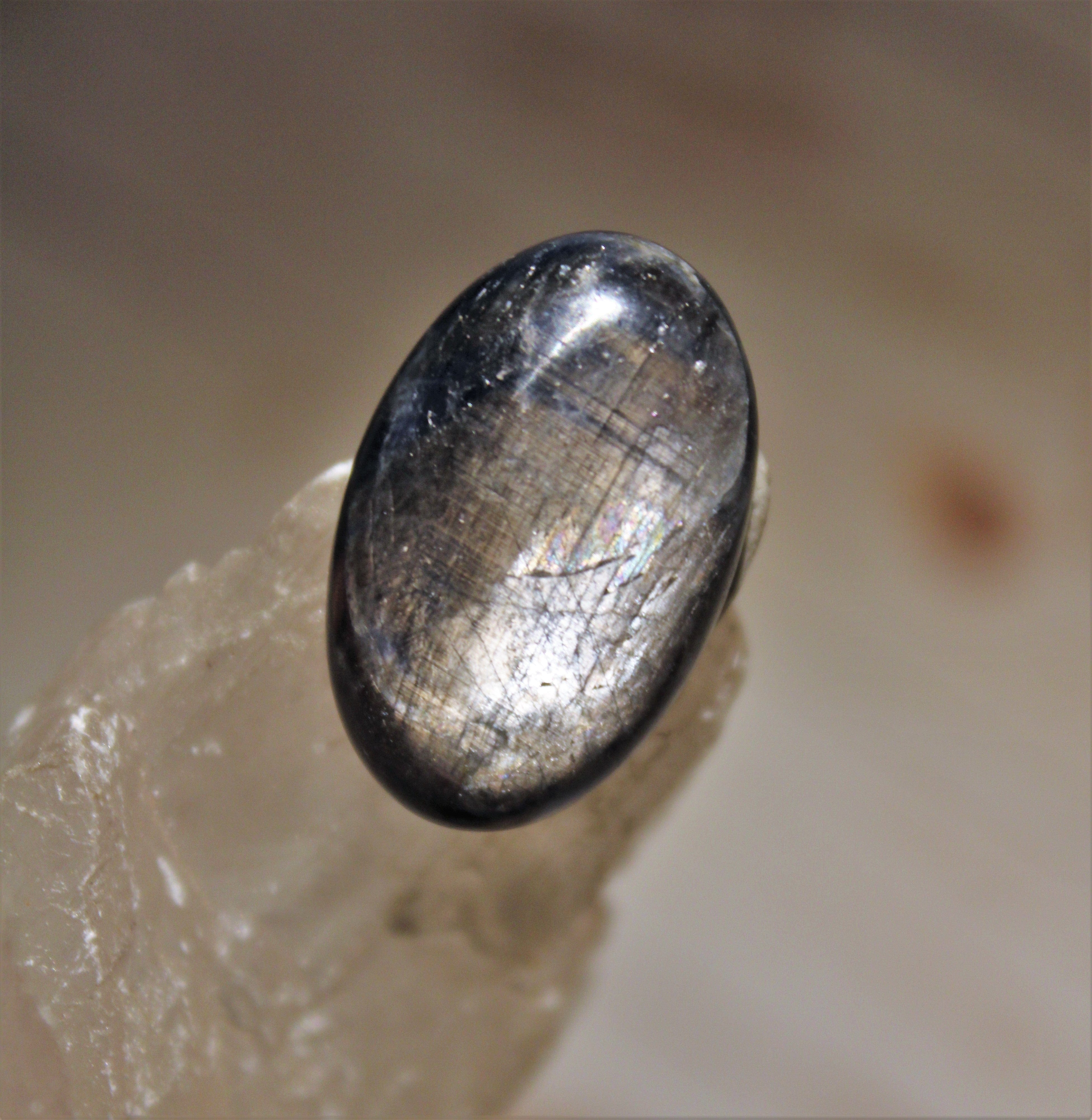 Natural Black Star Sapphire Cabochon Gemstone - 6mm to 20mm Sizes for Jewelry Making, Healing Crystals & Meditation - Perfect for Rings, Pendants & Bracelets