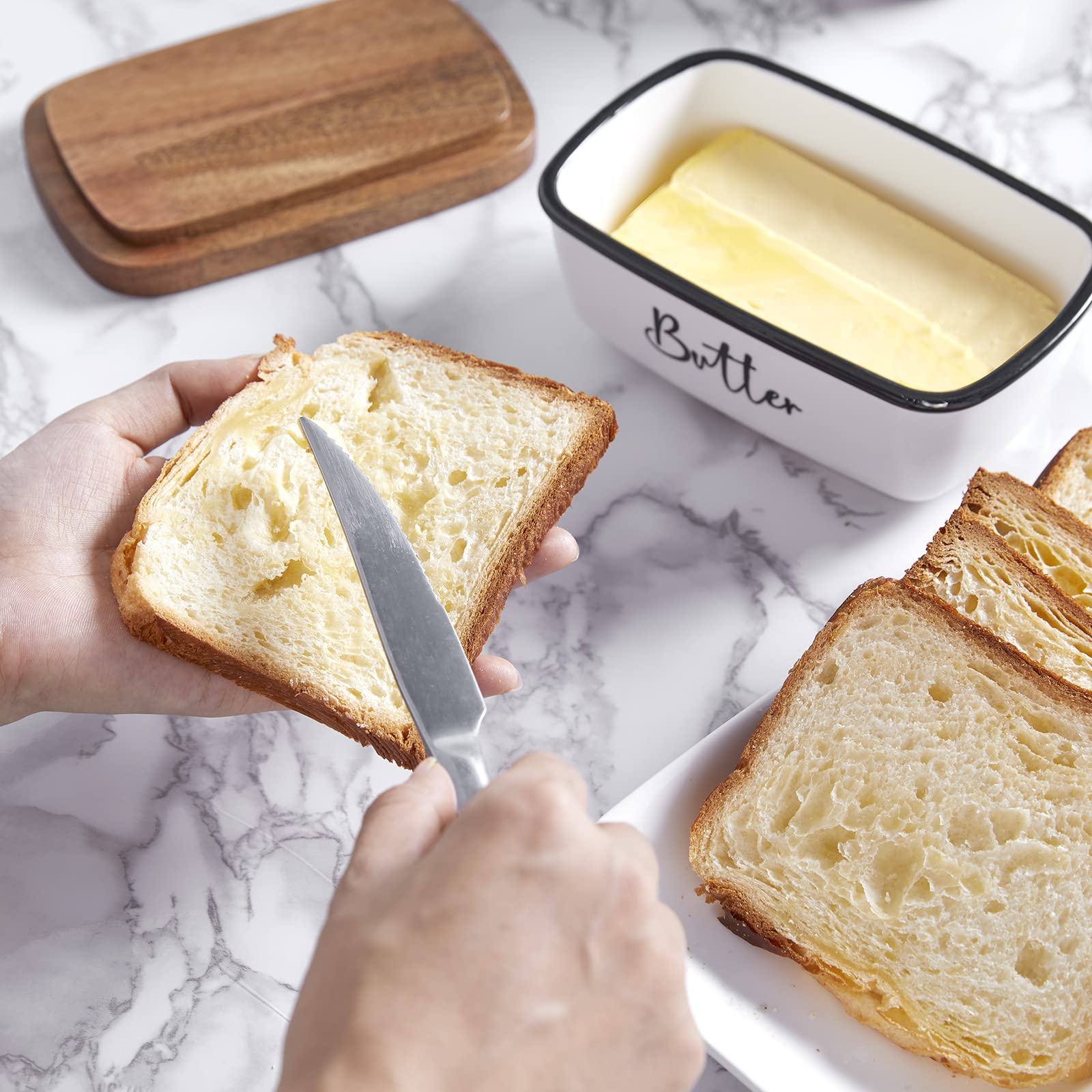 ALELION Large Ceramic Butter Dish with Acacia Wood Lid - Airtight Butter Keeper for Countertop Storage | Elegant White Kitchen Decor | Perfect Housewarming & Wedding Gift for Baking Enthusiasts (Ideal for Restaurants, Breakfast Tables & Holiday Gatherings)