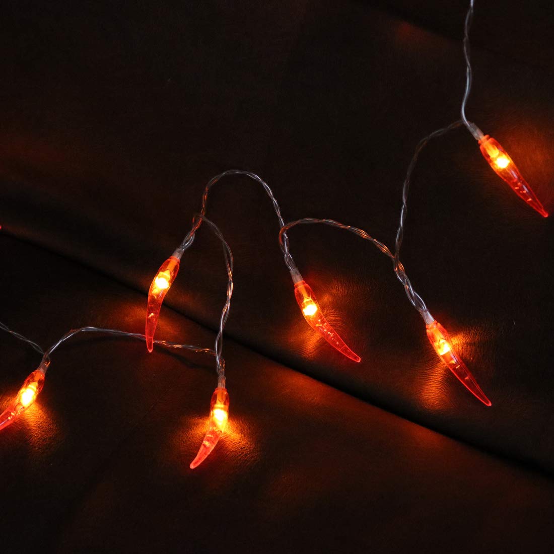 Red Chili Pepper String Lights - 40 LED Battery Operated Christmas Lights with Remote Control & 8 Modes | Perfect for Home, Garden, Patio, Wedding, Xmas, Chinese New Year Decorations | Indoor & Outdoor Holiday Party Lighting