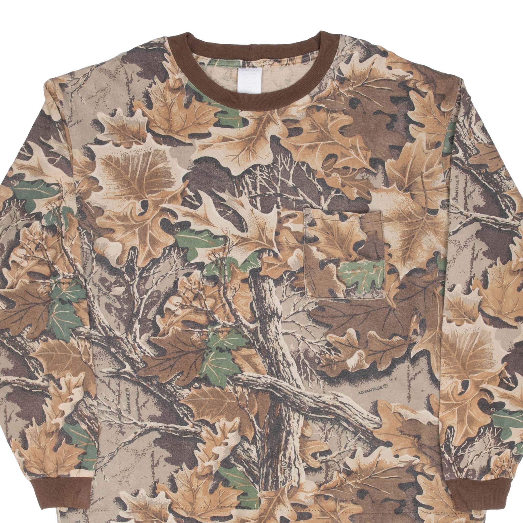 Vintage 90s Camouflage Hunting Long Sleeve Pocket T-Shirt for Men - XL Size | Outdoor Adventure, Camping & Casual Wear