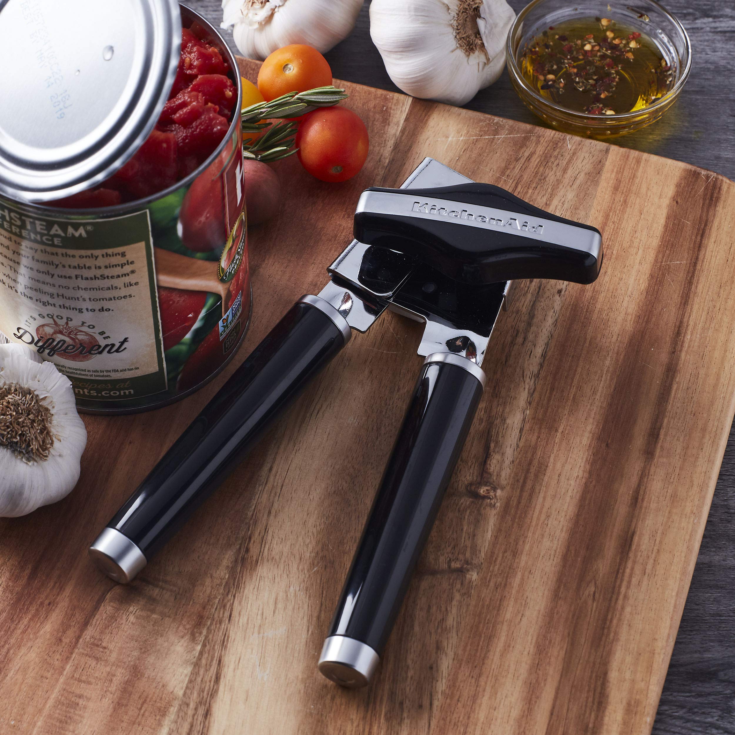 KitchenAid 15-Piece Classic Kitchen Tool and Gadget Set in Black - Essential Cooking Utensils for Baking, Grilling & Food Prep