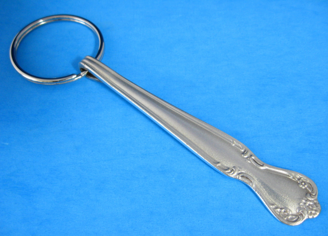 Upcycled Silver Spoon Handle Key Ring - Floral Engraved Artisan Keychain for Women, Vintage Style Key Fob - Perfect for Gifts, Home Decor & Handmade Jewelry Accessories
