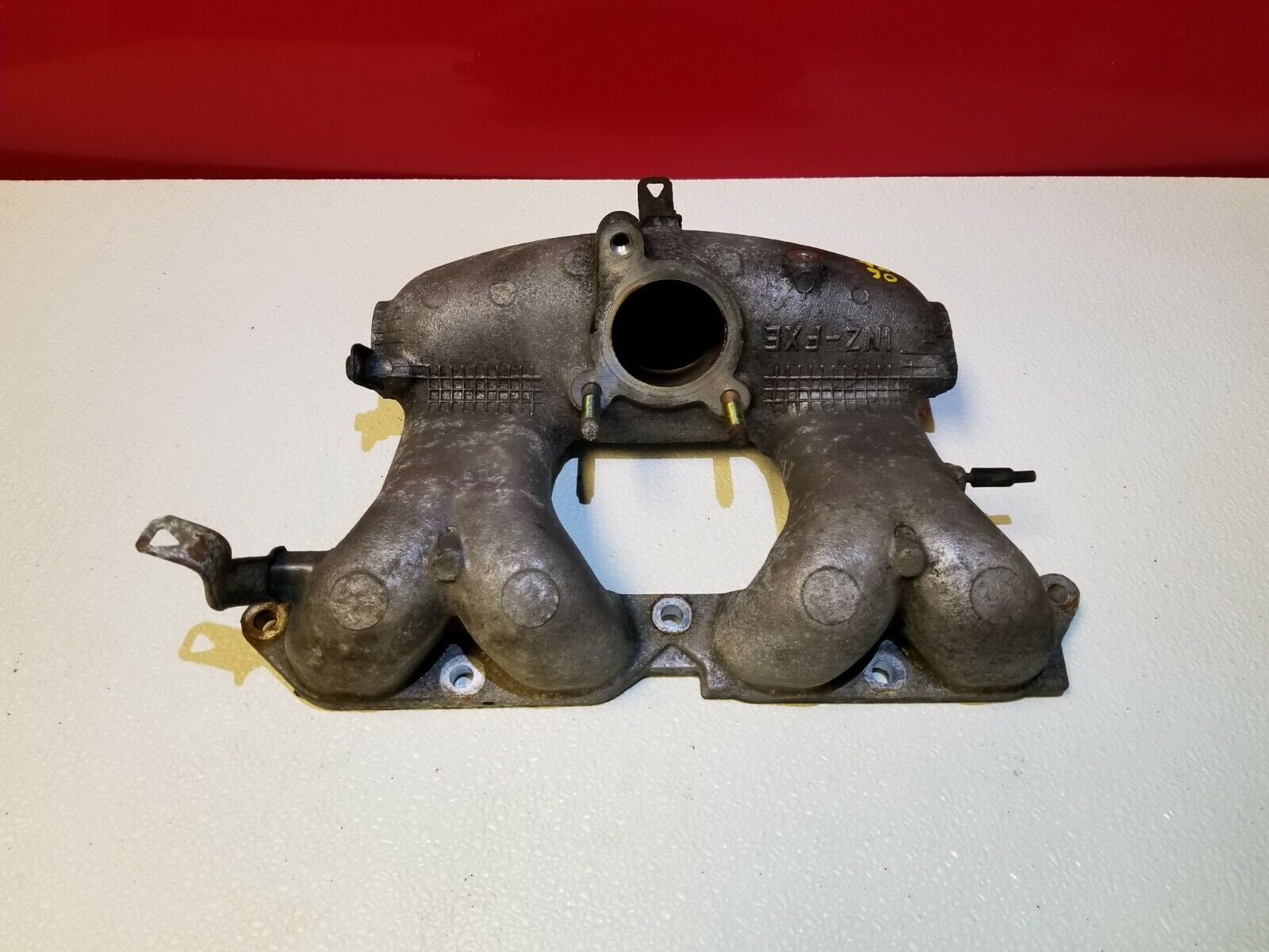 04 05 06 Scion XA 1.5L Lower Intake Manifold OEM Replacement Part - Perfect for Engine Performance Upgrade & Repair