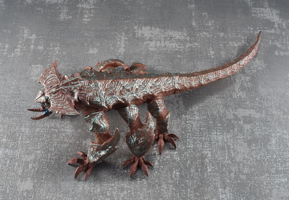 Bandai Sofvi Spirits Pacific Rim Uprising Kaiju Hakuja Collectible Action Figure - Perfect for Movie Fans, Display & Gift Giving