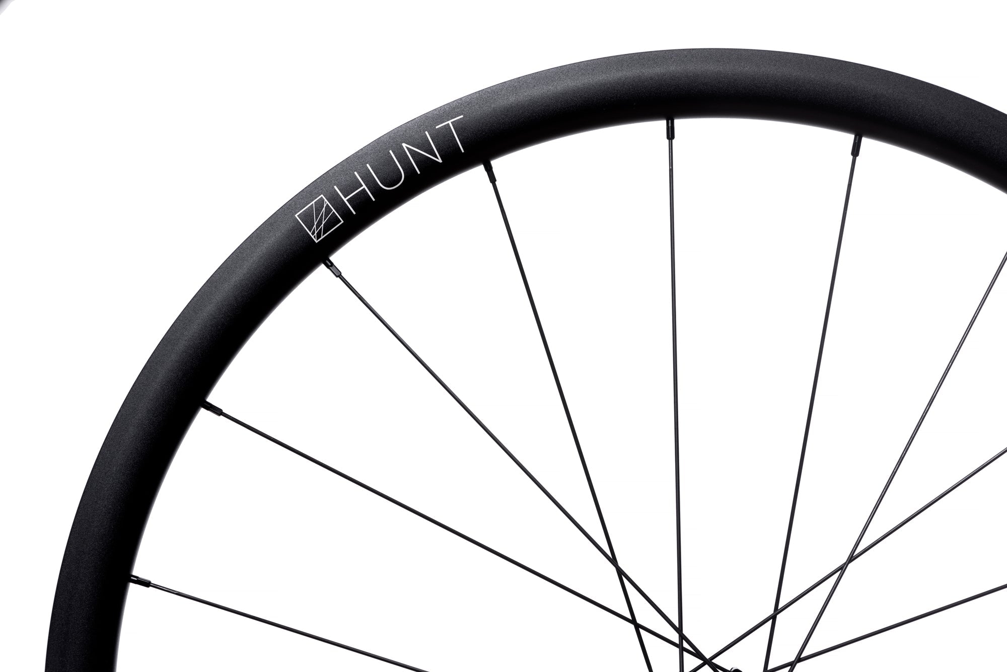 RE:NEW HUNT 34 Aero Wide Disc Wheelset - Lightweight Carbon Road Bike Wheels for Speed & Performance | Perfect for Road Racing, Triathlons & Endurance Cycling