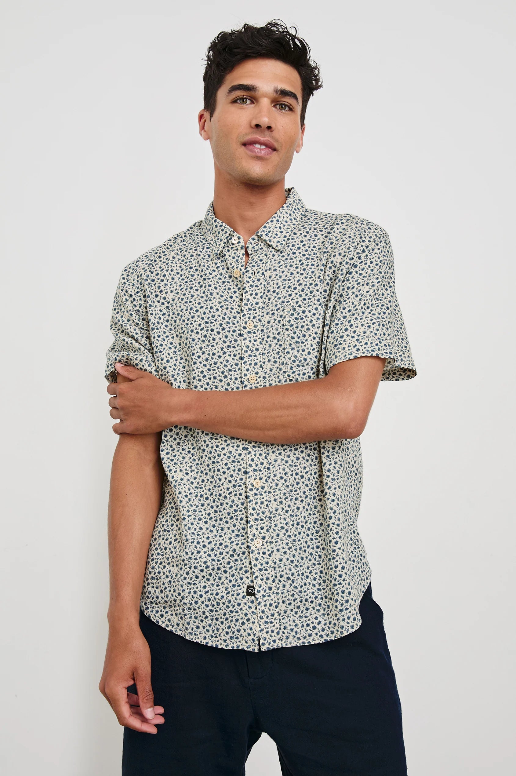 Stylish Carson Shirt in Autumn Daisy Ocean Print - Perfect for Casual Outings, Office Wear & Fall Fashion | Trendy Floral Button-Up Shirt for Men & Women