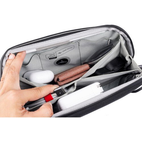 Peak Design Tech Pouch - Compact Organizer for Electronics Accessories - Perfect for Travel, Office & Everyday Carry (Black)