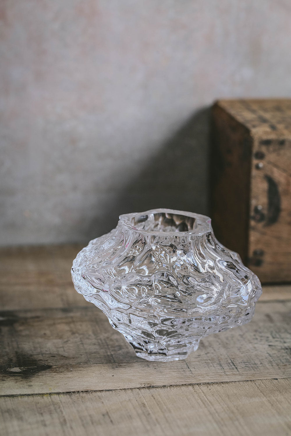 Elegant Small Heirloom Glass Vase for Home Decor - Perfect for Flowers, Centerpieces & Wedding Decorations