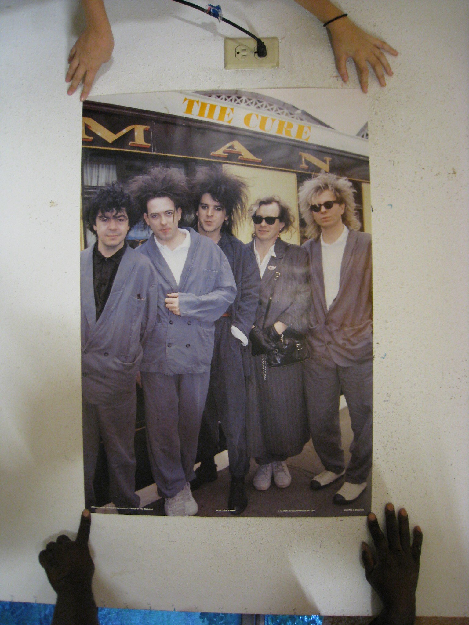 The Cure Band Shot Poster Sunglasses - Vintage Rock Music Fan Gift - Perfect for Concerts, Festivals & Outdoor Events
