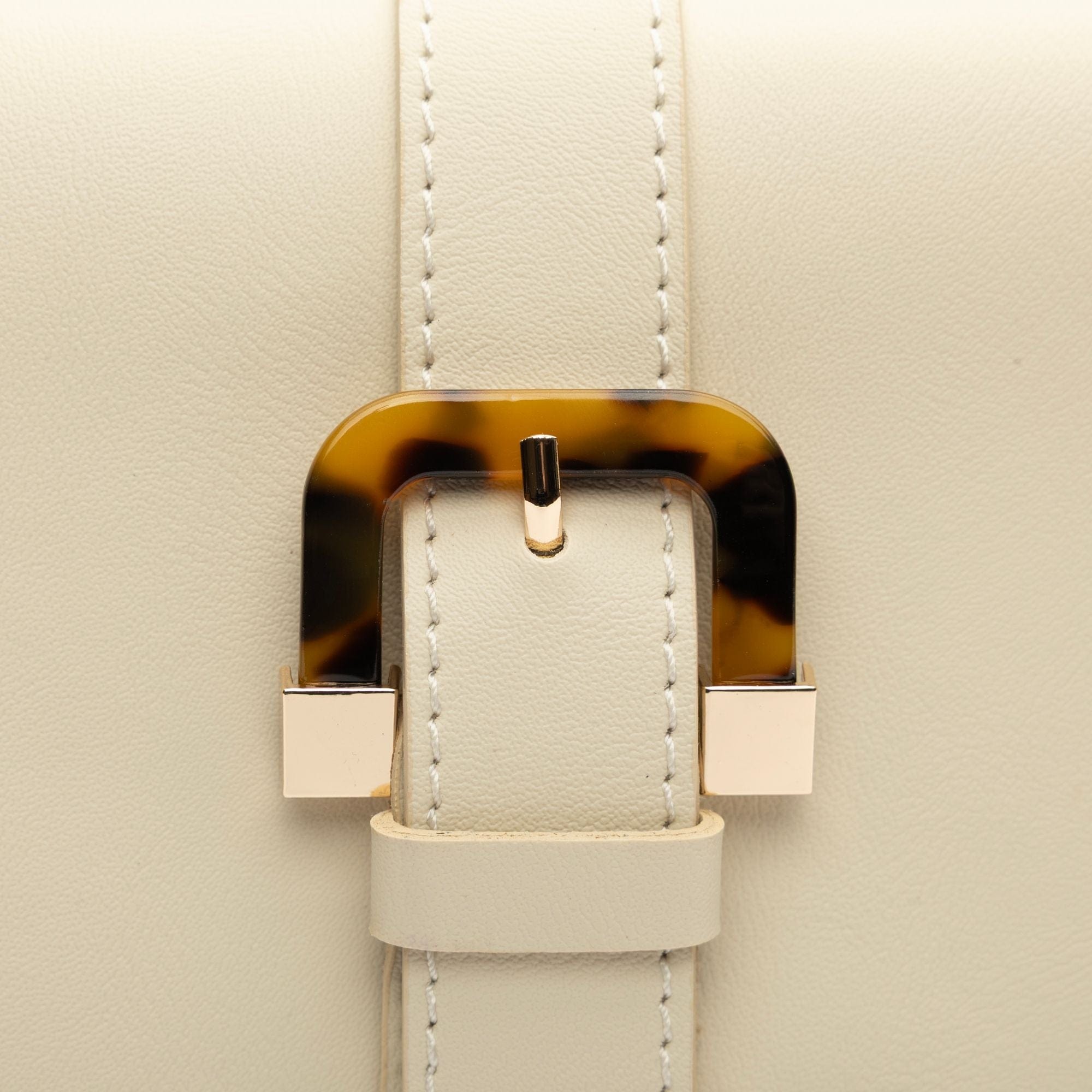 Vegan Leather Tortoiseshell Crossbody Bag for Women | Stylish Cream Purse | Perfect for Casual Outings, Travel & Everyday Use