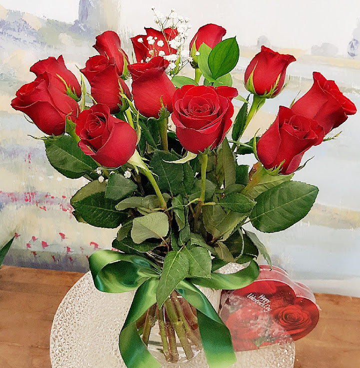 Valentine's Day Luxury Dozen Red Roses Bouquet with Premium Chocolate Gift Set - 10% Off | Romantic Anniversary, Wedding, Proposal & Birthday Gift Idea