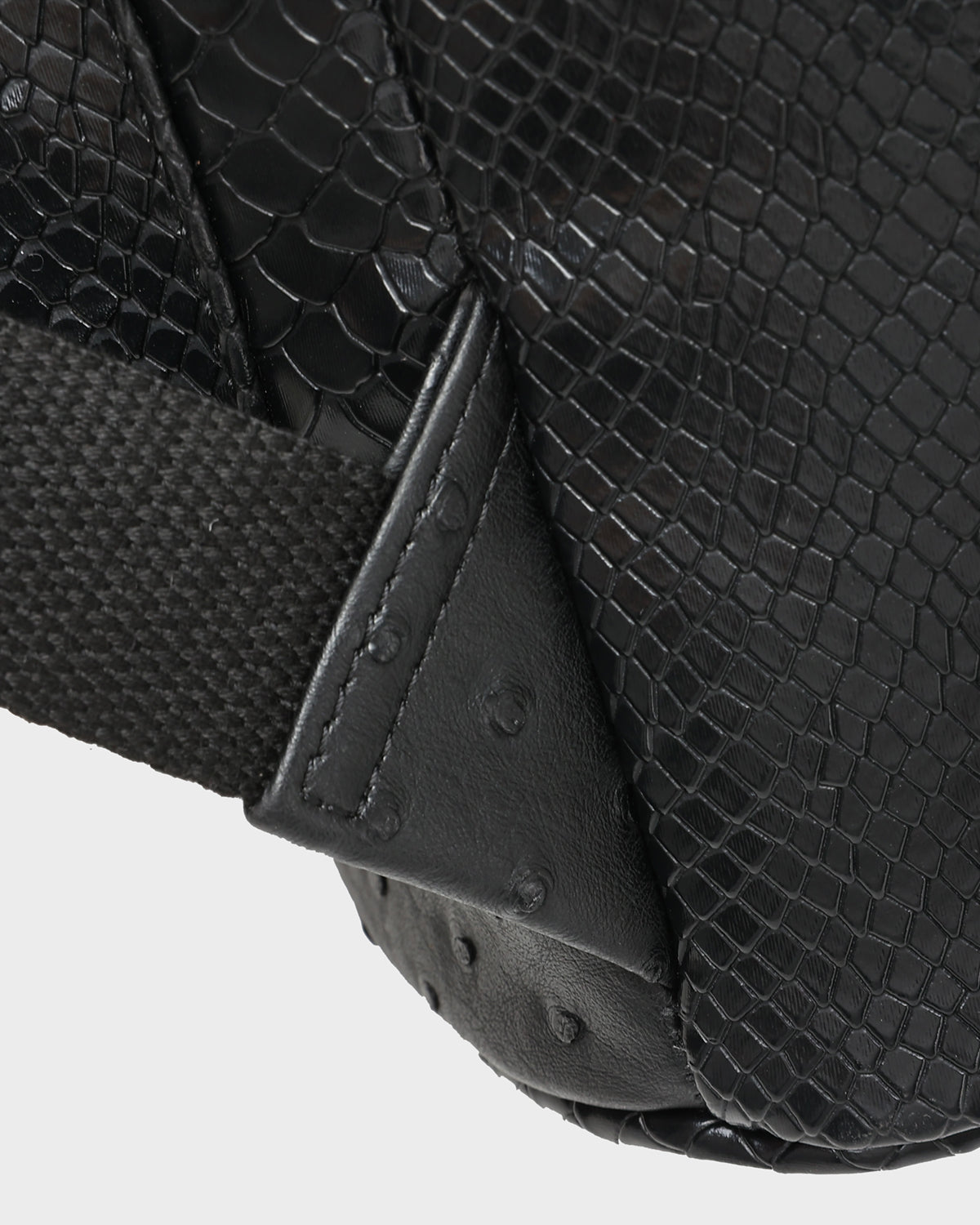 Black Cross Rolling Travel Set - Durable & Lightweight Luggage for Airplane, Business Trips & Vacations | Perfect Carry-On for Frequent Flyers & Travel Enthusiasts