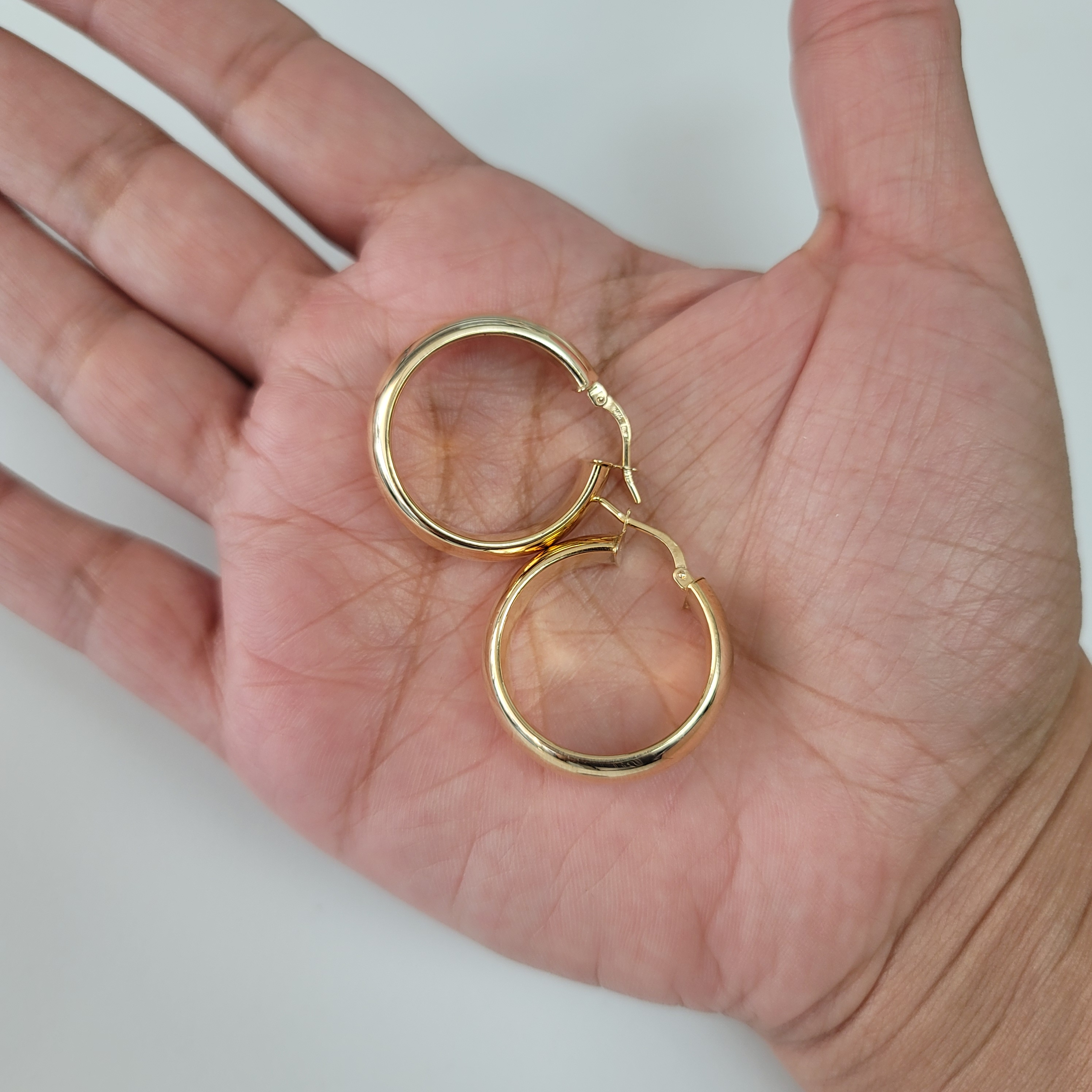 14k Yellow Gold Hoop Earrings - 1 Inch Polished Wide Hoops for Women, Perfect for Everyday Wear, Parties & Gifts