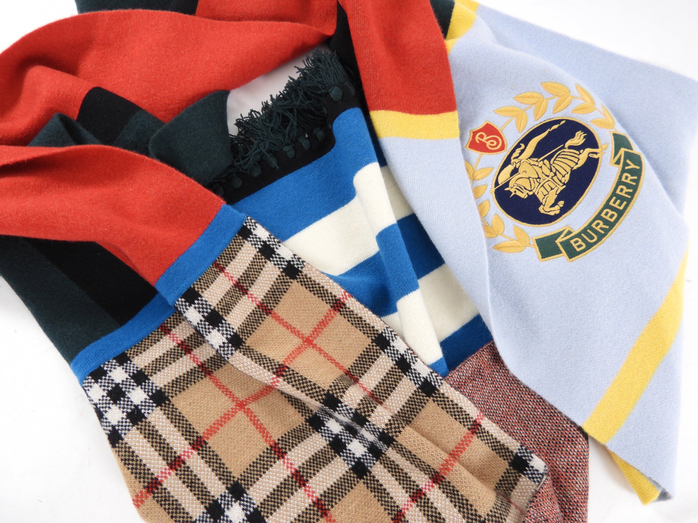 Burberry 2019 Limited Edition Cashmere Patch Football Scarf - Luxury Winter Accessory for Men & Women - Perfect for Football Games, Cold Weather & Fashion Statements