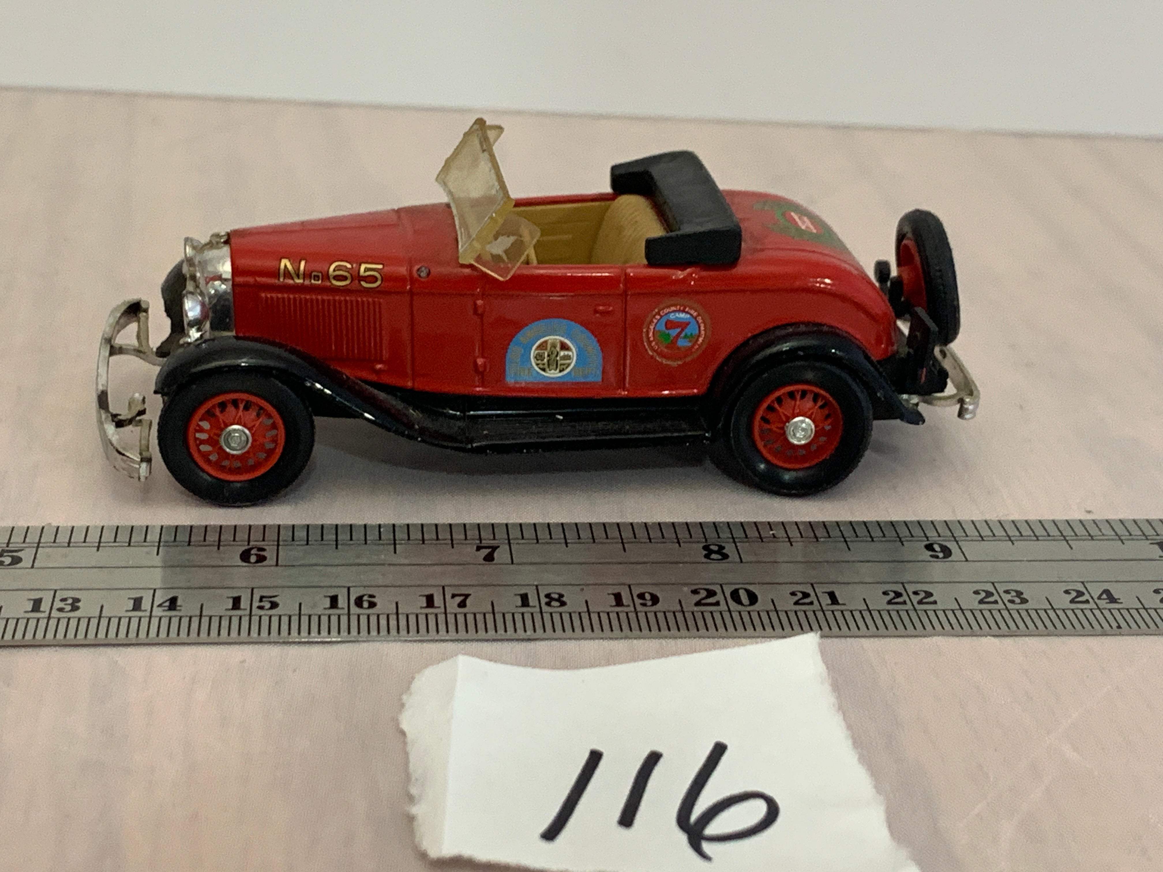 1/43 Scale Diecast 1932 Ford Model B Fire Department Truck - Collectible Vintage Car Model for Display, Gifts & Firefighter Enthusiasts - Perfect for Home Decor, Office Display & Model Car Collections