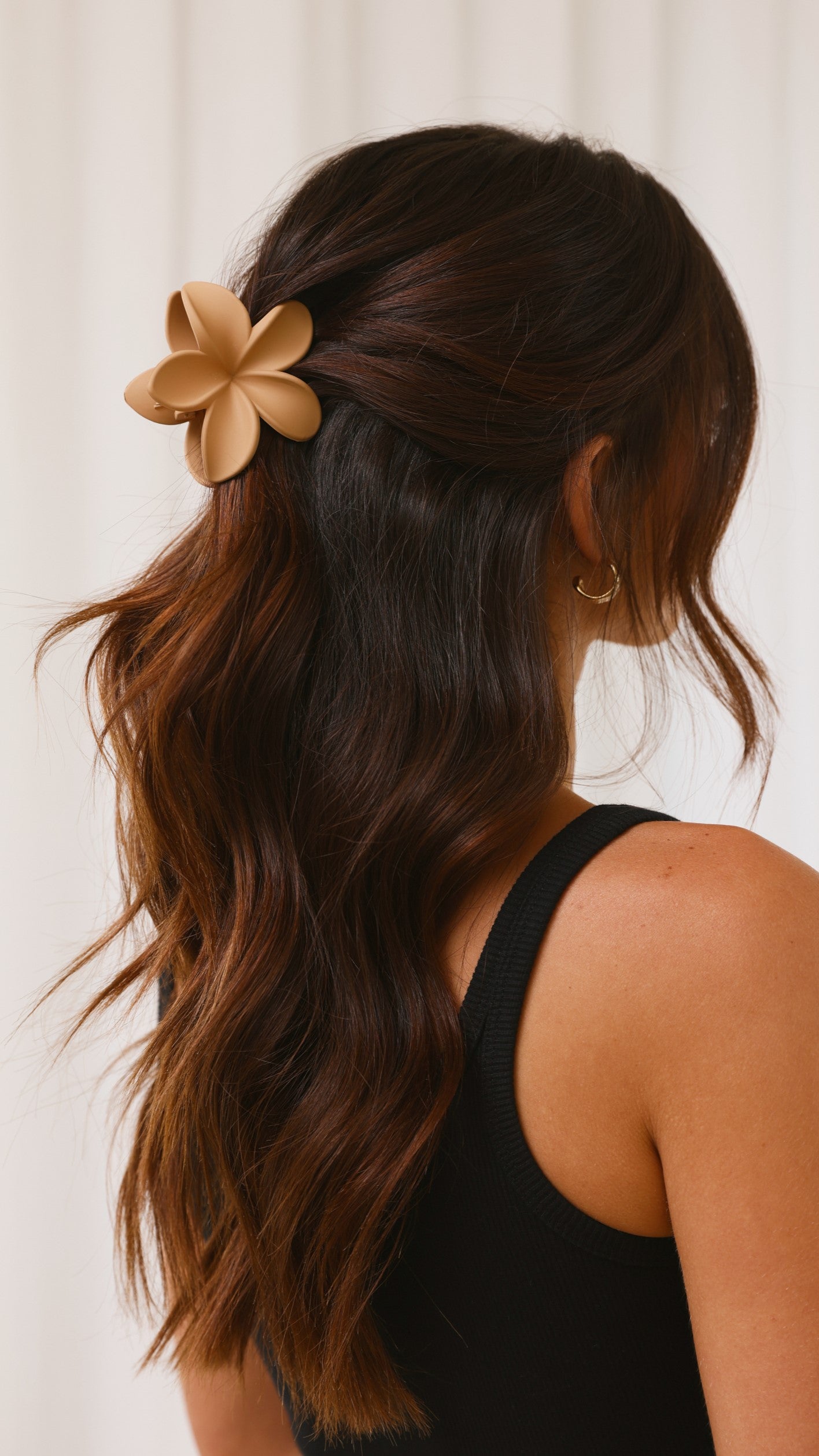 Hibiscus Matte Flower Claw Clip Hair Accessory - Tan - Perfect for Summer Hairstyles, Beach Days & Boho Fashion
