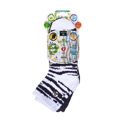 Earth Therapeutics Aloe Vera Socks for Dry Cracked Feet - Moisturizing Socks Infused with Natural Aloe Vera & Vitamin E - Helps Heal Calluses, Rough Skin & Dead Skin - Perfect for Spa Pedicures with Lotion - Zebra/Black Design - 2 Pairs - Ideal for Home Relaxation & Foot Care Routine