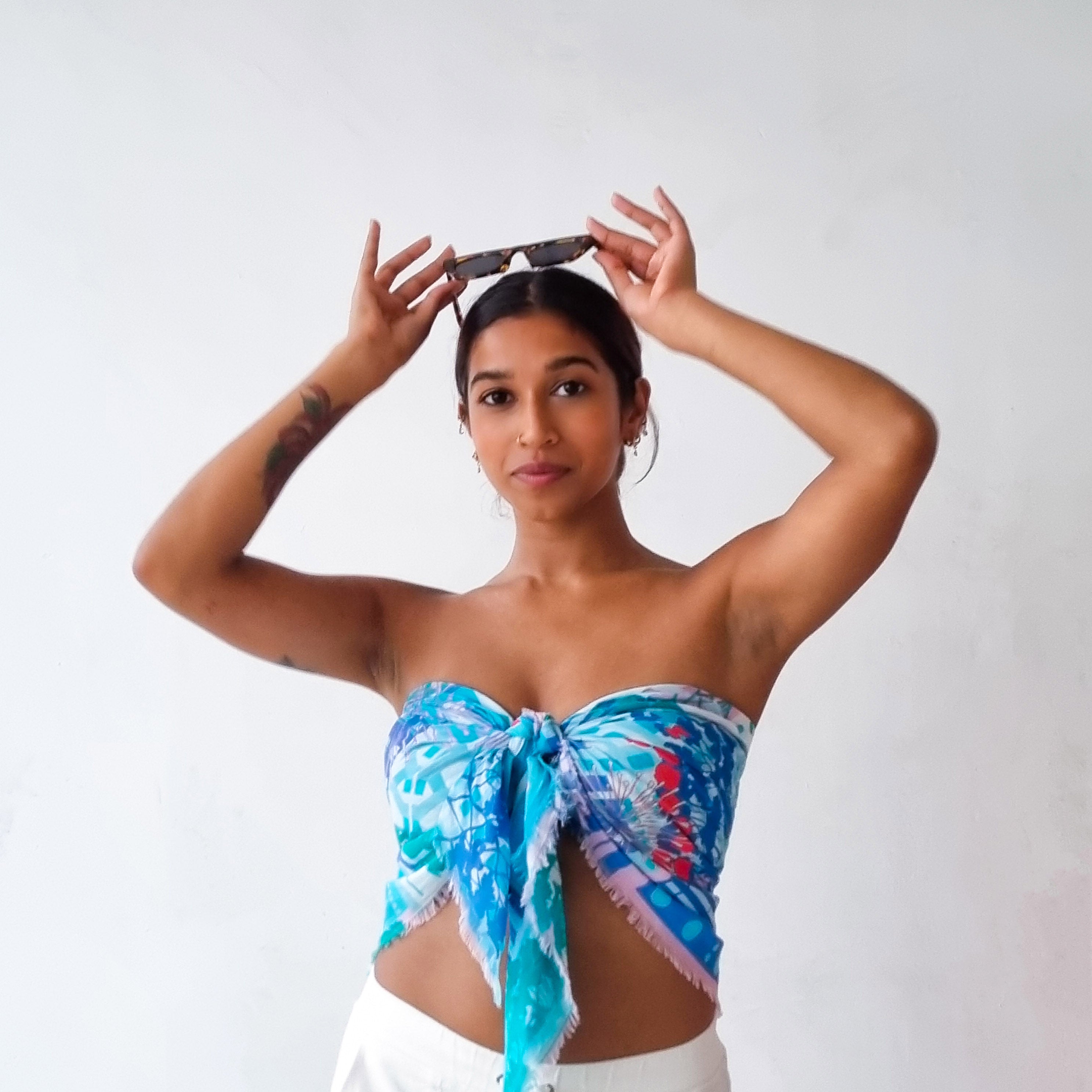 Elegant A City in a Garden Cotton Scarf - Lightweight & Breathable Fashion Accessory for Women - Perfect for Travel, Office, and Everyday Wear