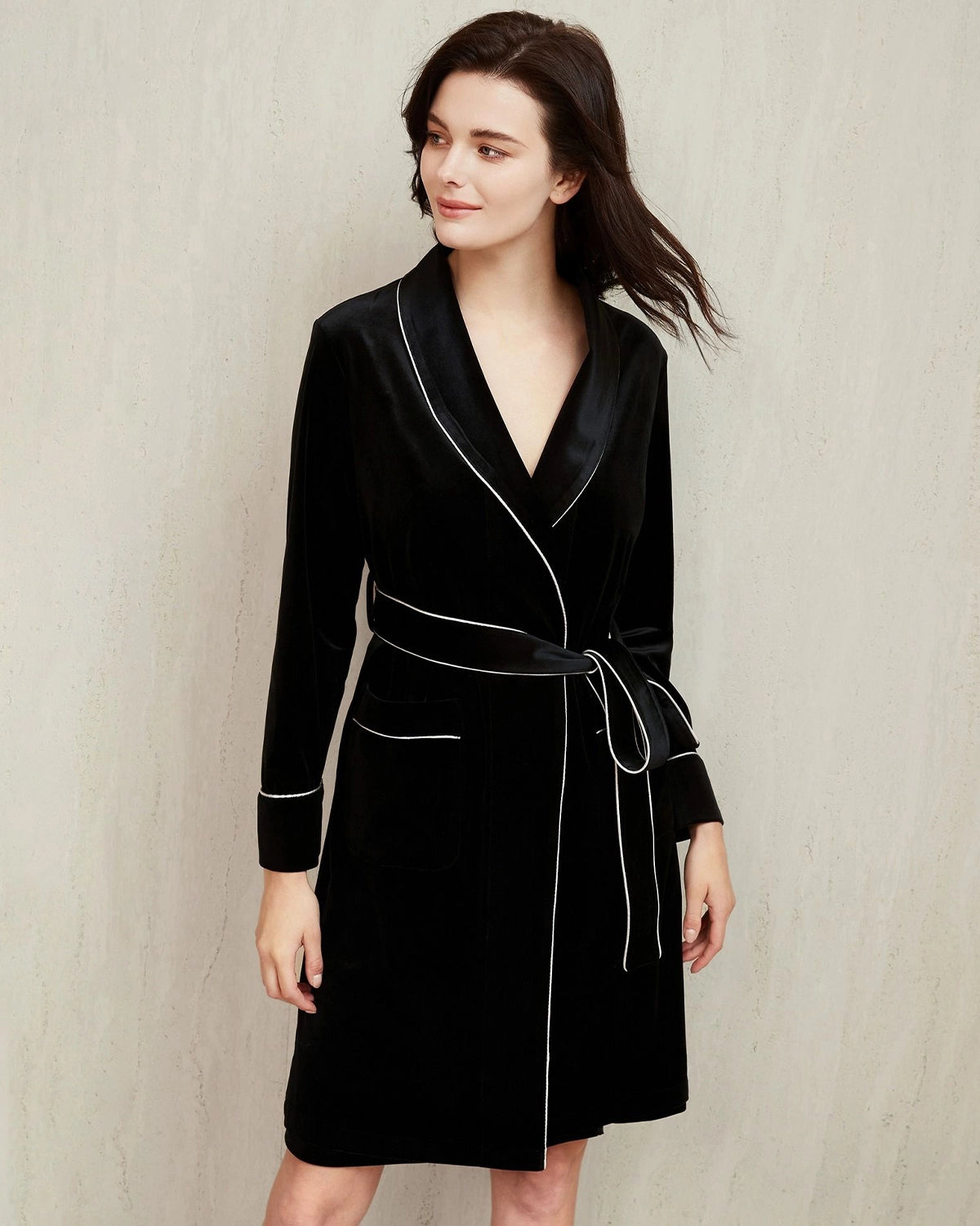 Luxury Women's Velvet Robe Silk Nightgown - Soft Plush Bathrobe for Spa, Bridal & Loungewear - Elegant Sleepwear for Relaxation at Home
