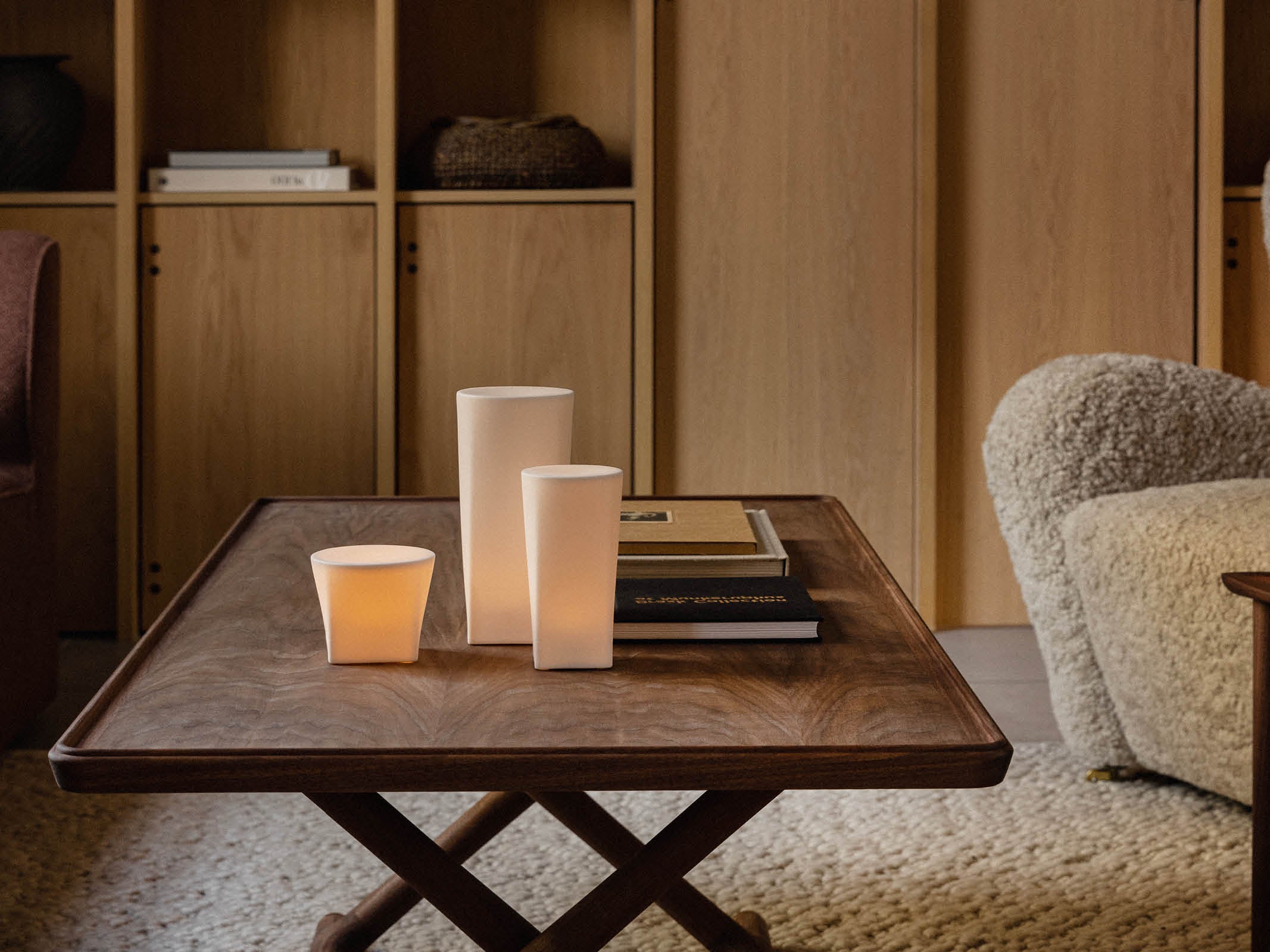Premium Flameless LED Candles - Realistic Battery Operated Candles for Home Decor, Wedding, Romantic Dinner & Relaxation