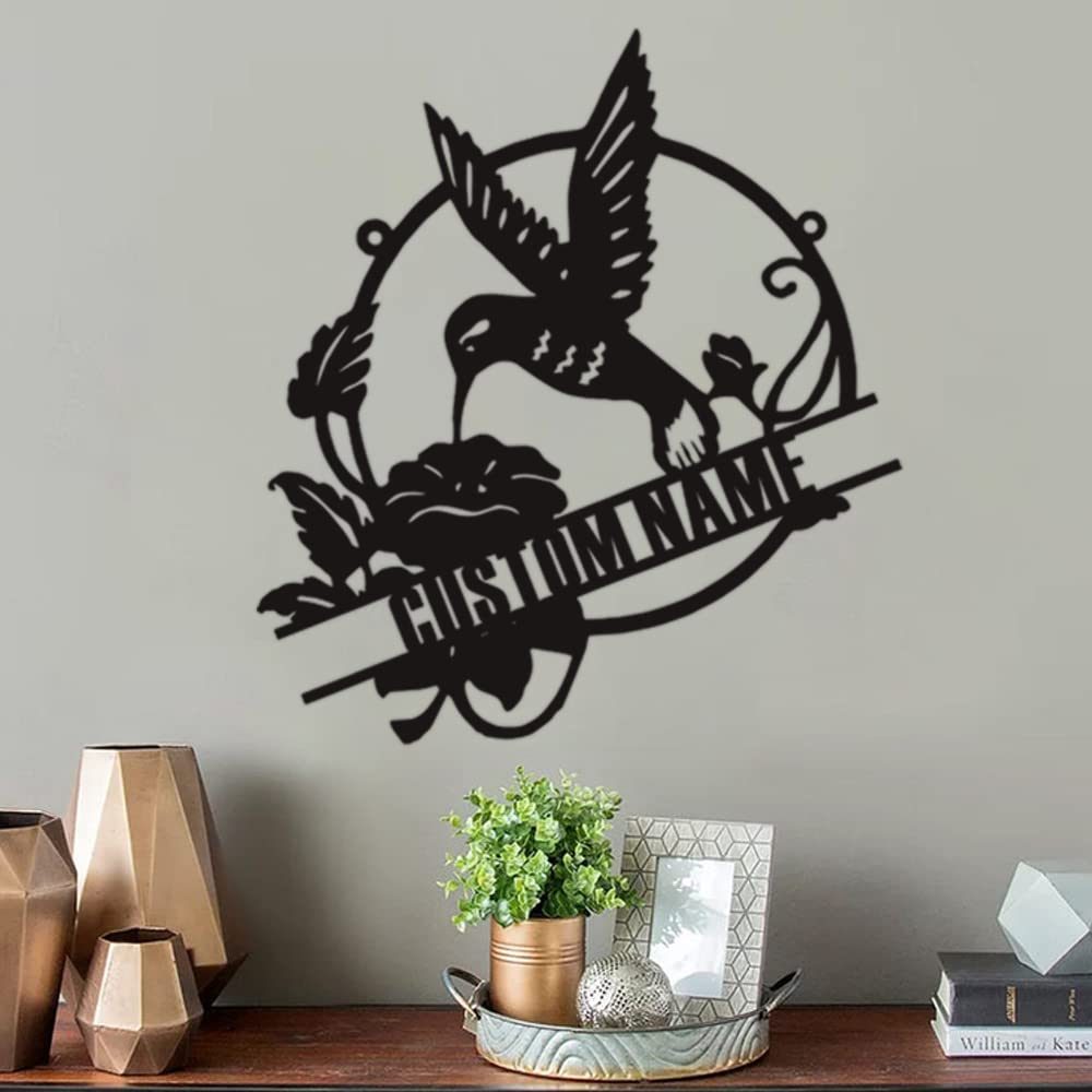 Personalized Metal Hummingbird Sign - Custom Family Name Plaque for Wedding, Anniversary & Home Decor - Durable Outdoor Front Door Sign - Perfect Housewarming Gift for Couples & Families