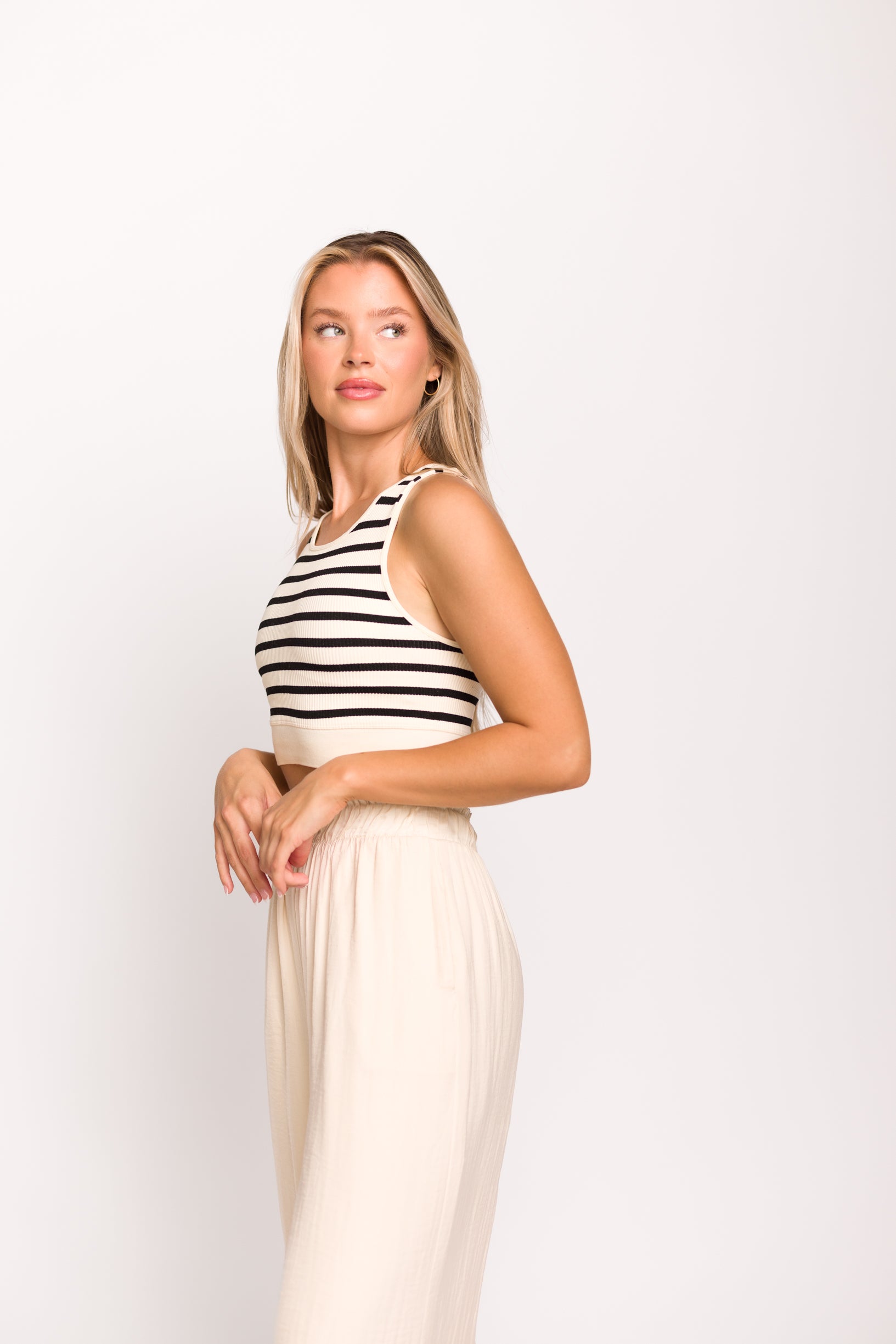 Through the Motions Seamless Knit Brami - Black/Ivory Women's Comfortable Yoga Top for Workout & Lounge Wear