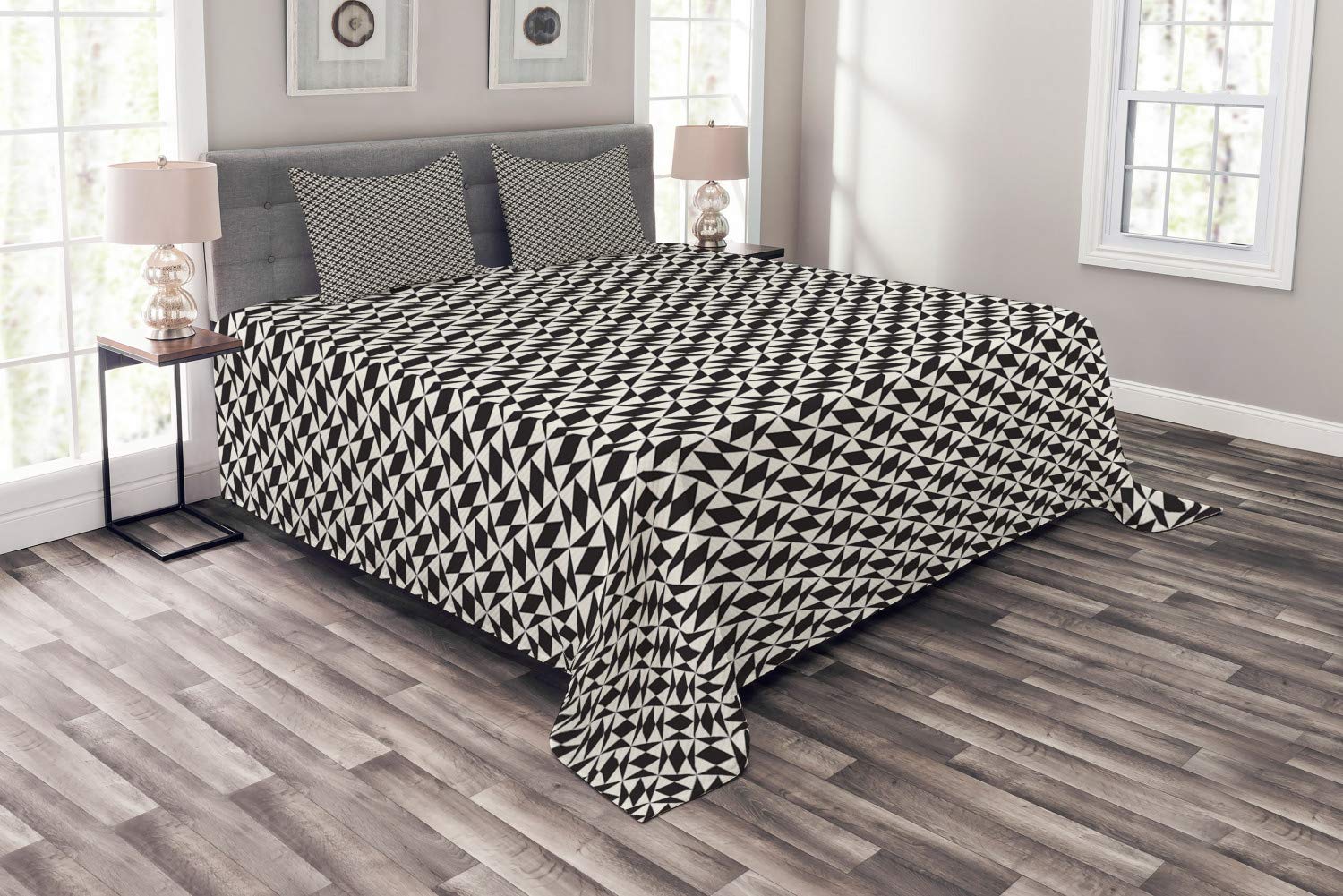 Ambesonne Modern Geometric Diamond Rhombus Quilted 3-Piece Bedspread Set with Pillow Shams - Queen Size Eggshell & Black Mosaic Art Bedding for Contemporary Bedroom Decor | Perfect for Guest Rooms, Master Suites & Airbnb Listings