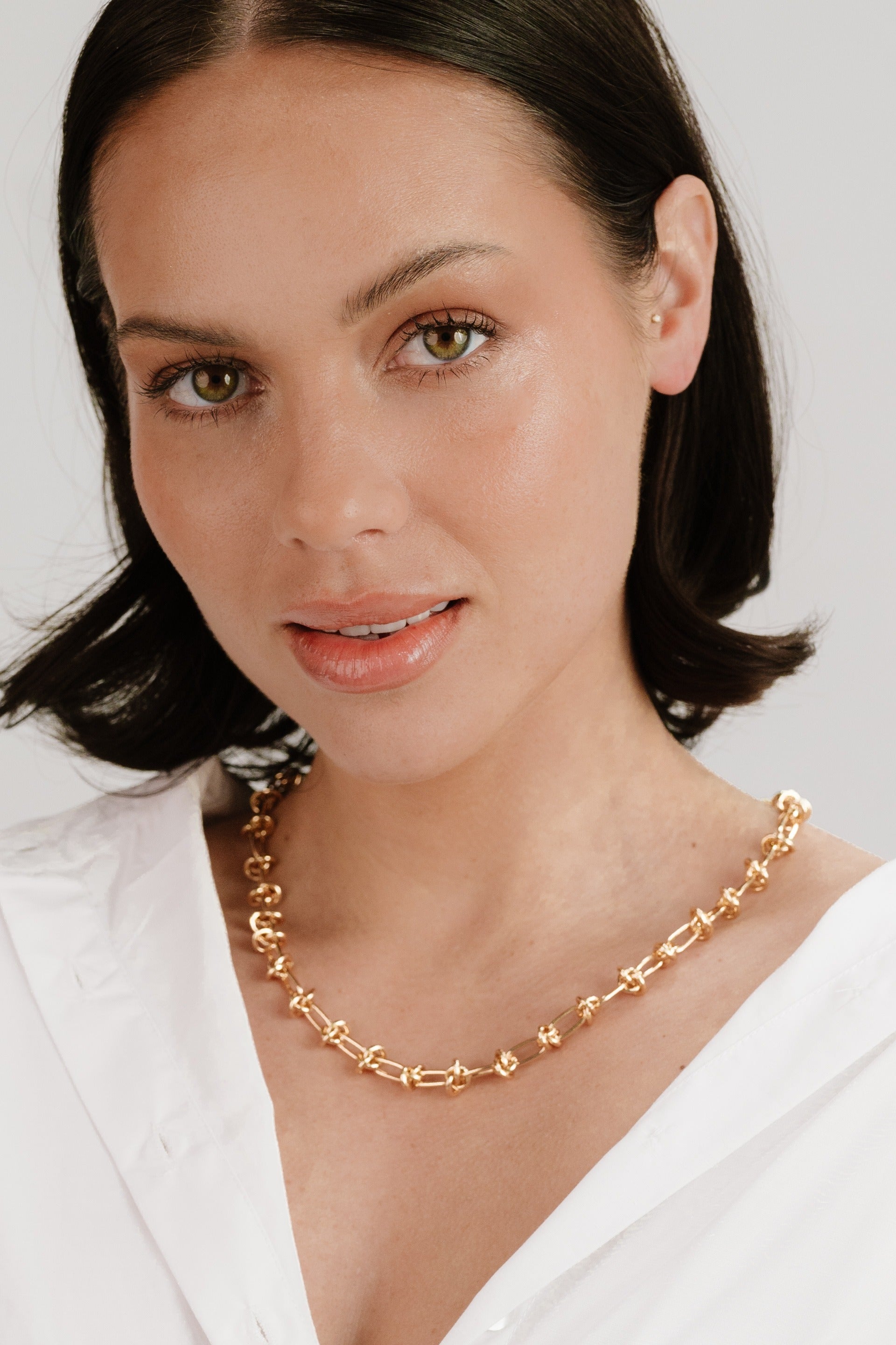 18k Gold Plated Knotted Chain Necklace for Women - Elegant Layering Piece for Everyday Wear & Special Occasions