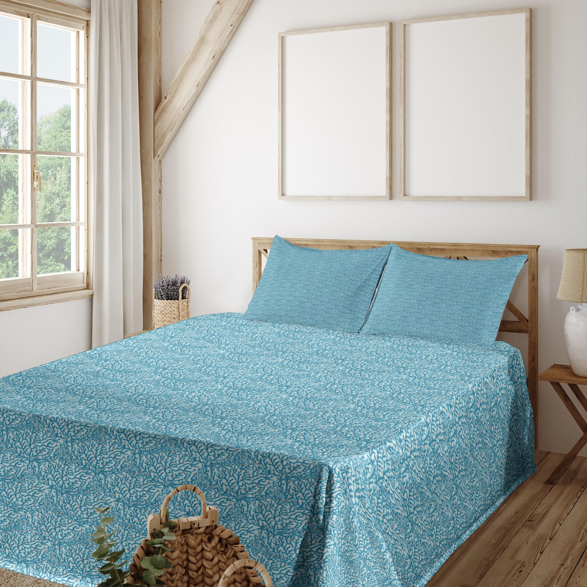 Lunarable Aqua Coral Ocean Bedding Set - King Size 4 Piece with Fitted Sheet, Flat Sheet & Pillowcases - Seaweed Reef Design in Sea Blue & Pale Blue | Perfect for Coastal, Beach House or Nautical Themed Bedrooms