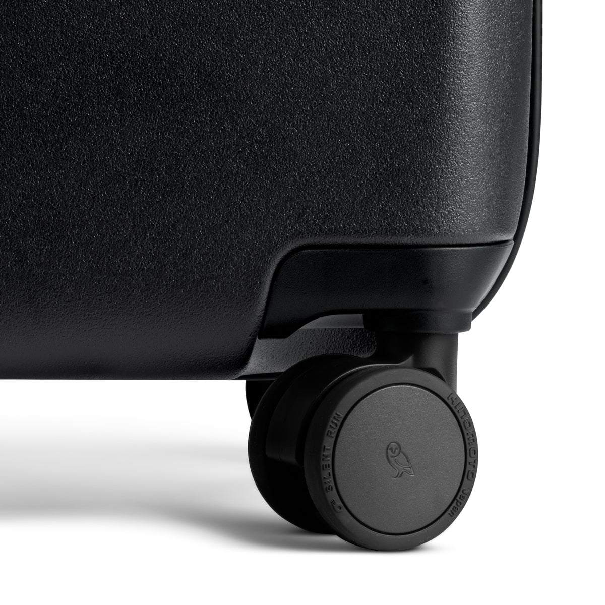 Bellroy Transit Carry On Luggage - Lightweight Expandable Travel Suitcase for Business & Vacation - Perfect for Airplane Cabin & Weekend Getaways