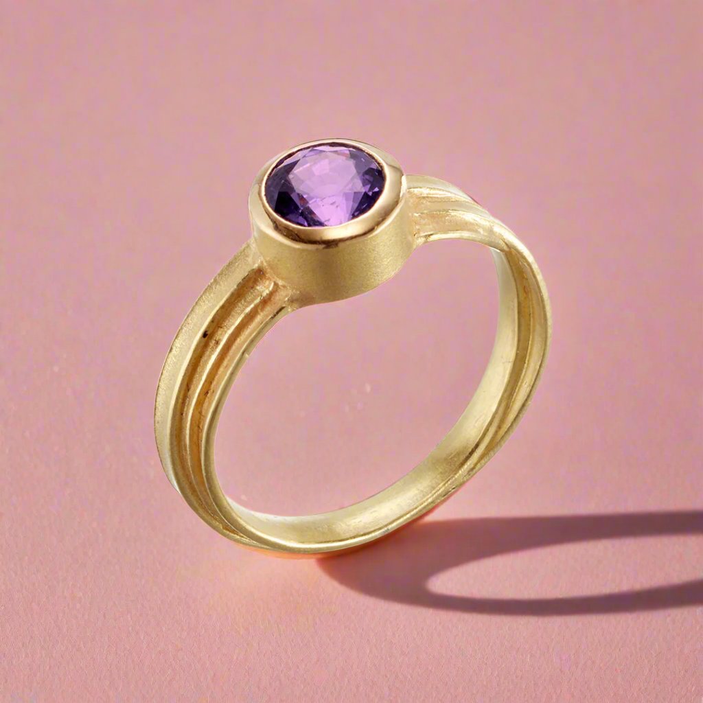 Purple Sapphire Grass Blade Ring for Women - Elegant Round Cut Gemstone Jewelry for Everyday Wear & Special Occasions