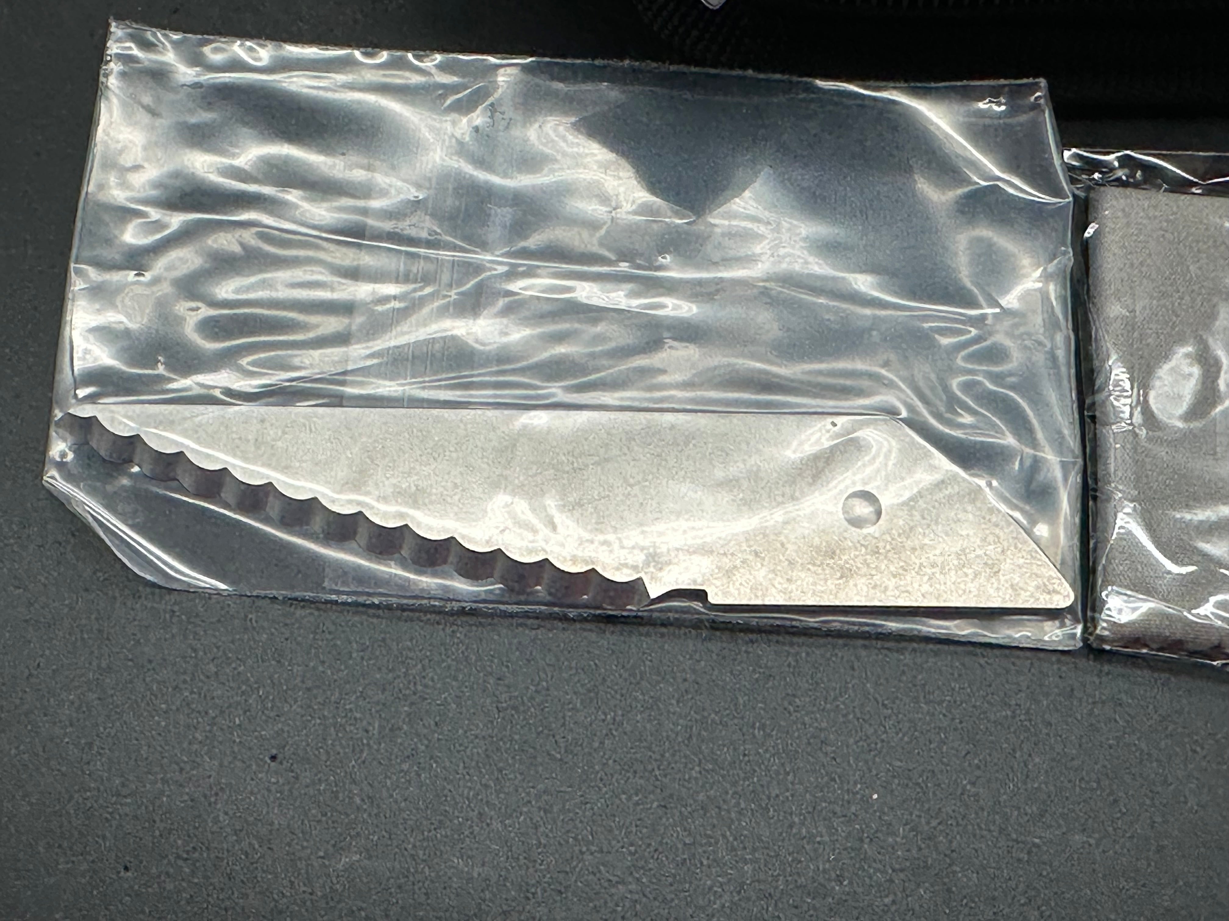 RIKE Alien 1 Folding Knife with Fully Serrated Blade - EDC Tactical Knife for Outdoor Camping, Survival & Everyday Carry