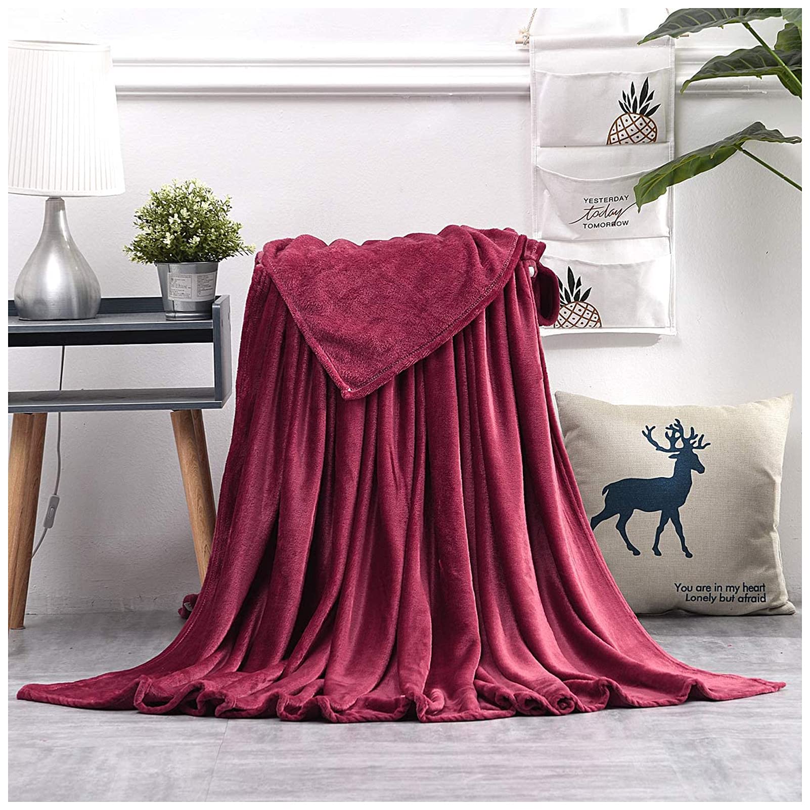 YSDQ Flannel Fleece Microfiber Throw Blanket - Ultra Soft & Warm Chunky Knit Blanket for Sofa, Bed, Chair, Travel & Airplane Use - Cozy Home Decor & Gift Idea