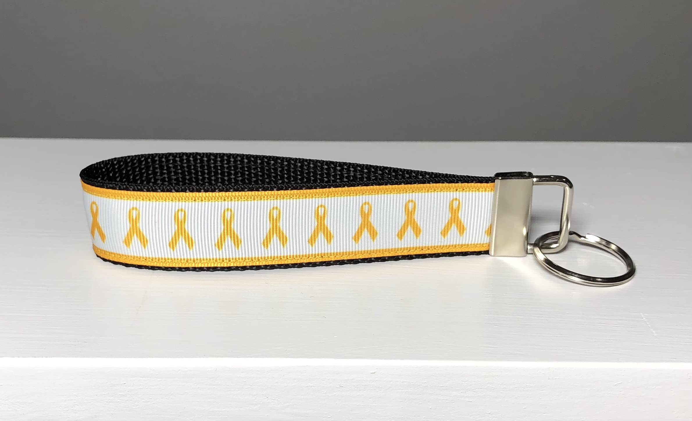 Childhood Cancer Awareness Keychain - Gold Ribbon Support Key Ring for Charity & Fundraising Events - Perfect for Survivors, Supporters & Awareness Campaigns