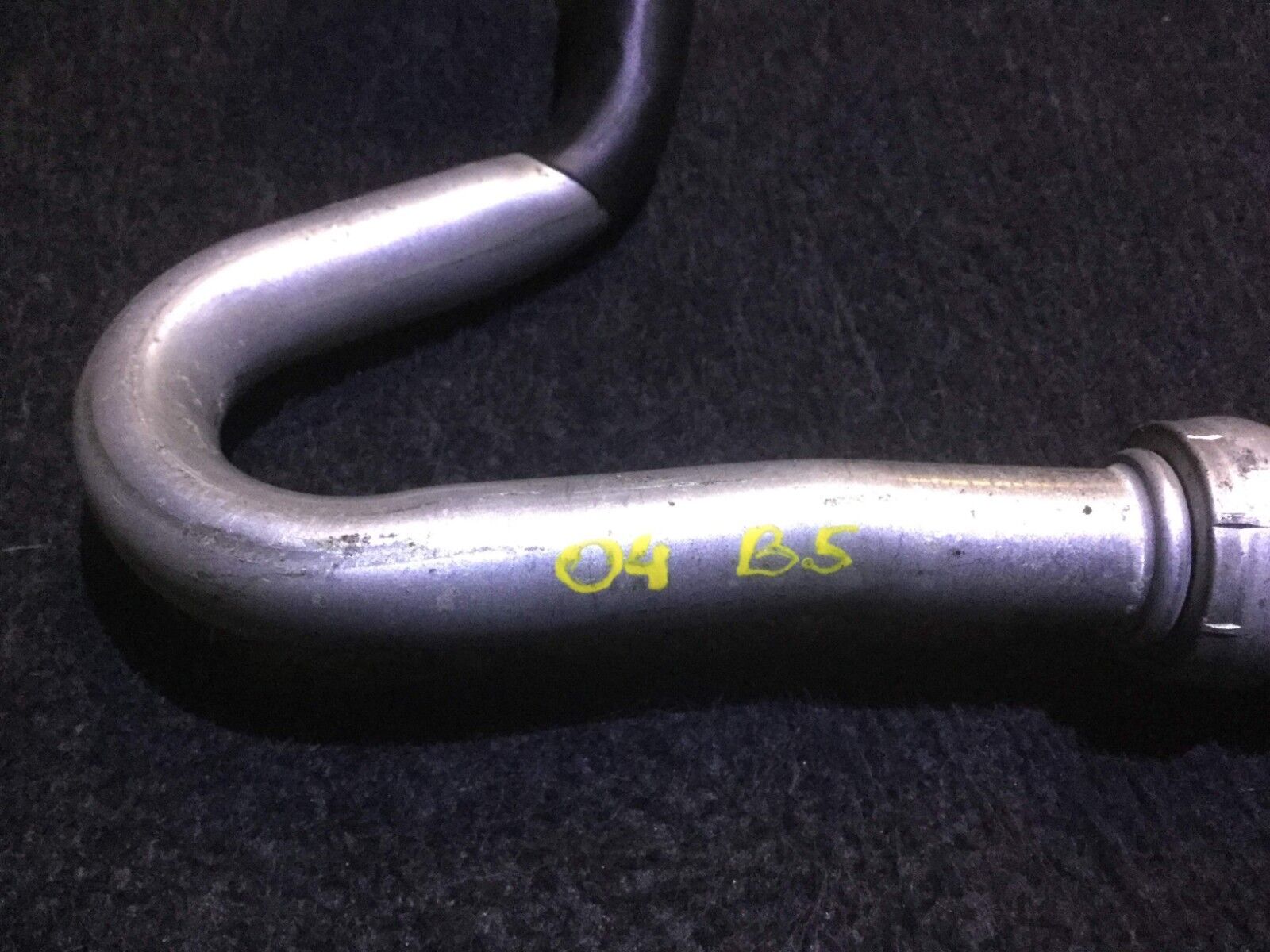 2002 2003 2004 2005 Volkswagen Passat 1.8L B5 AC Hose Line Pipe 3B0260704N OEM D23 Replacement - Perfect for AC System Repair & Maintenance