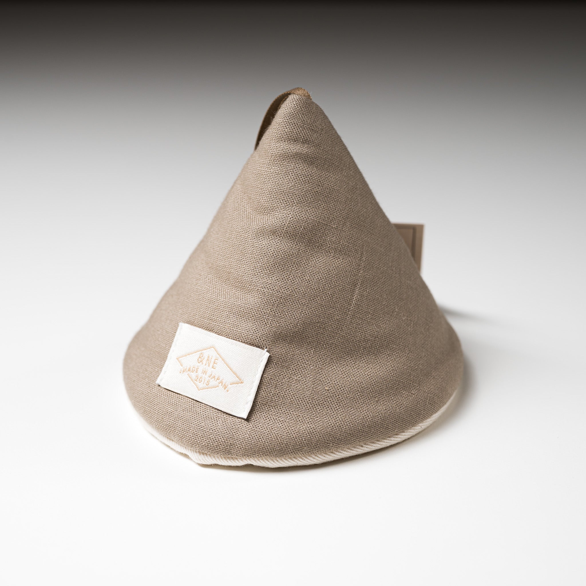 Triangle Cotton Pot Holder - Heat Resistant, 5 Colors - Perfect for Kitchen, Cooking, Baking & BBQ Use