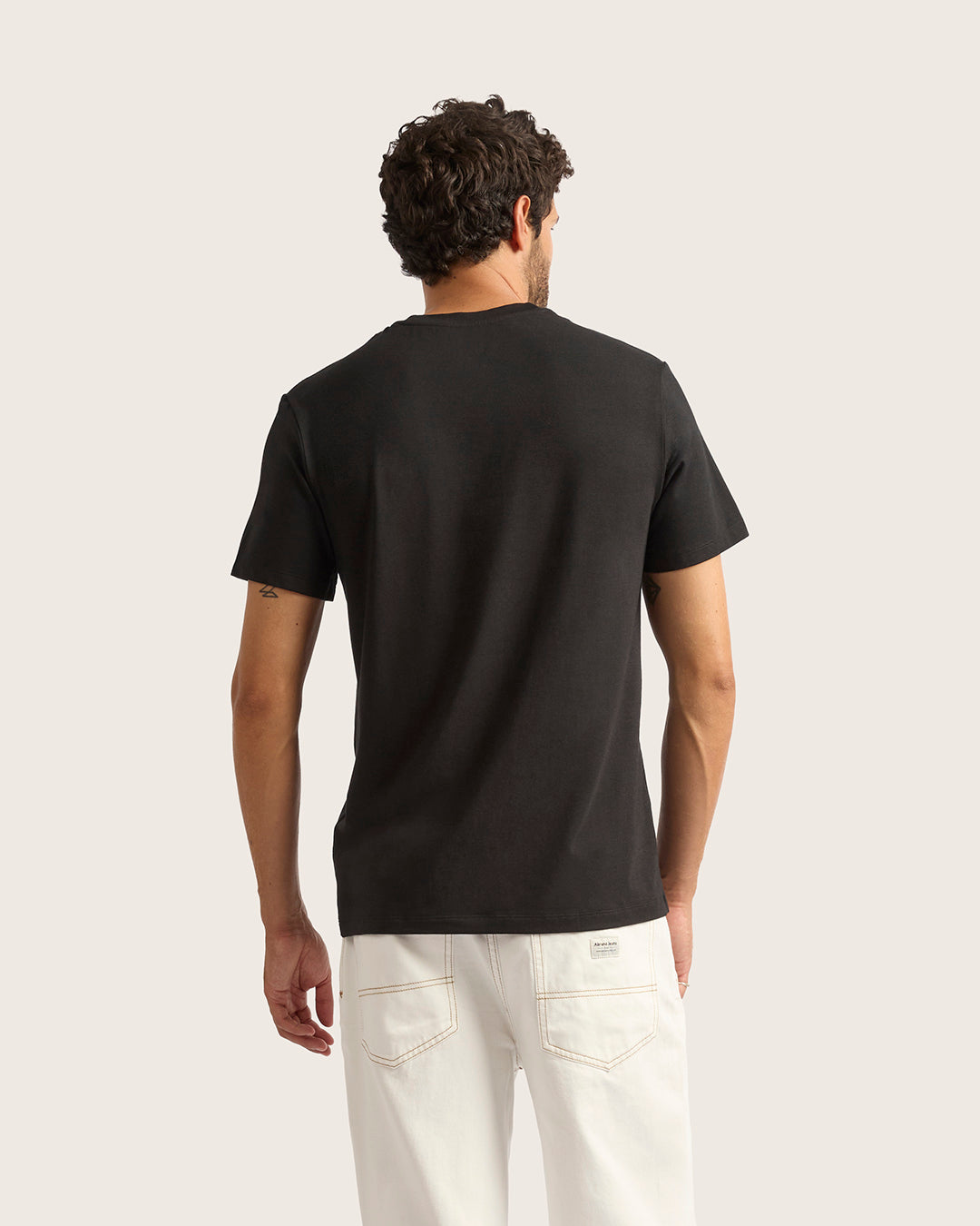 Men's Classic Crew Neck T-Shirt - Soft Cotton Black Tee for Casual Wear & Everyday Outfits