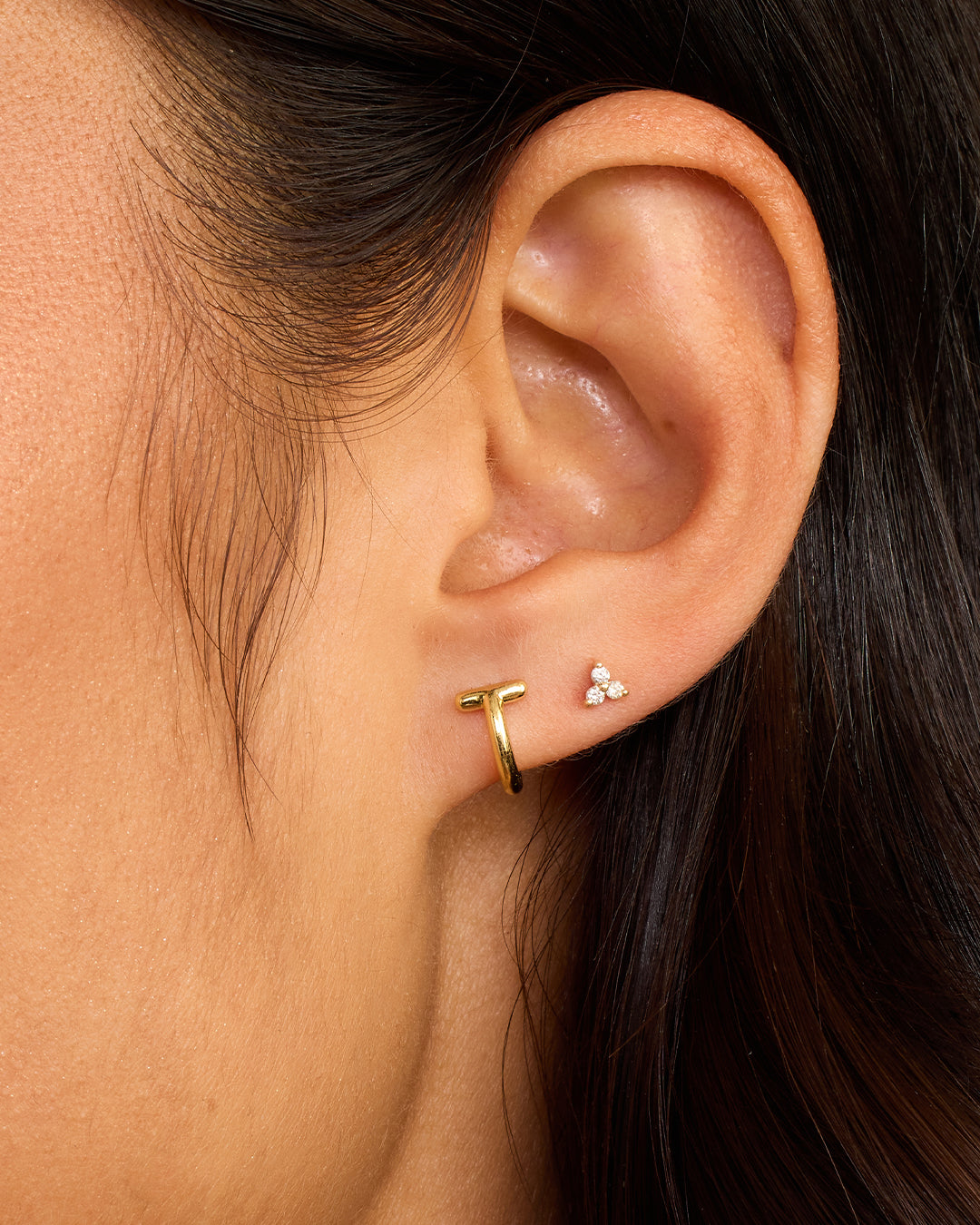 Alphabet Single Huggie Earrings - Gold Plated Initial Letter Studs for Women - Perfect for Everyday Wear, Gifts & Special Occasions