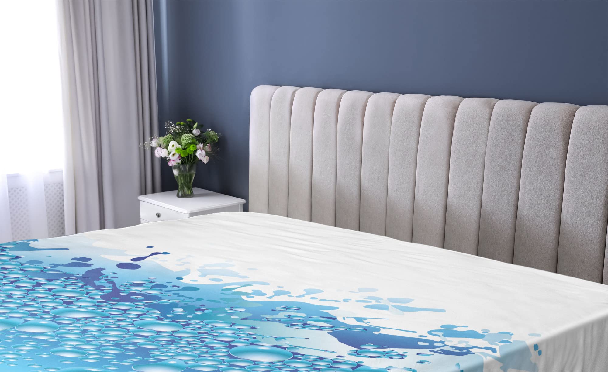 Ambesonne Modern Fitted Sheet - Queen Size Dark Blue Sky Blue Aquarium Water Bubbles Art Print Bed Cover with Deep Pocket Elastic | Perfect for Home Decor, Guest Room Bedding & Ocean Theme Bedrooms