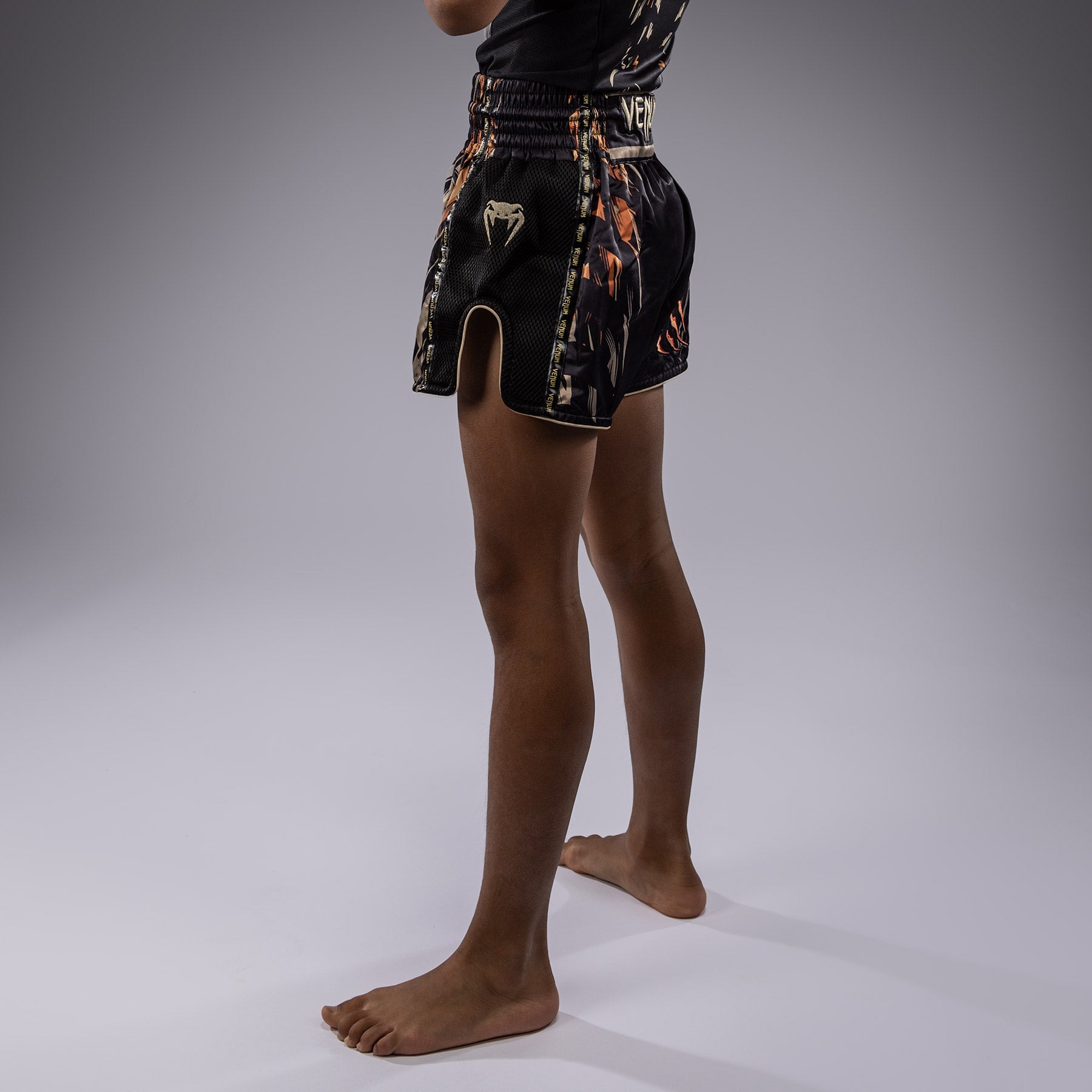 Venum Tiger Kids Muay Thai Shorts - Black/Neon Orange - Perfect for Training, MMA & Muay Thai Classes - Lightweight & Durable Fight Shorts for Boys & Girls
