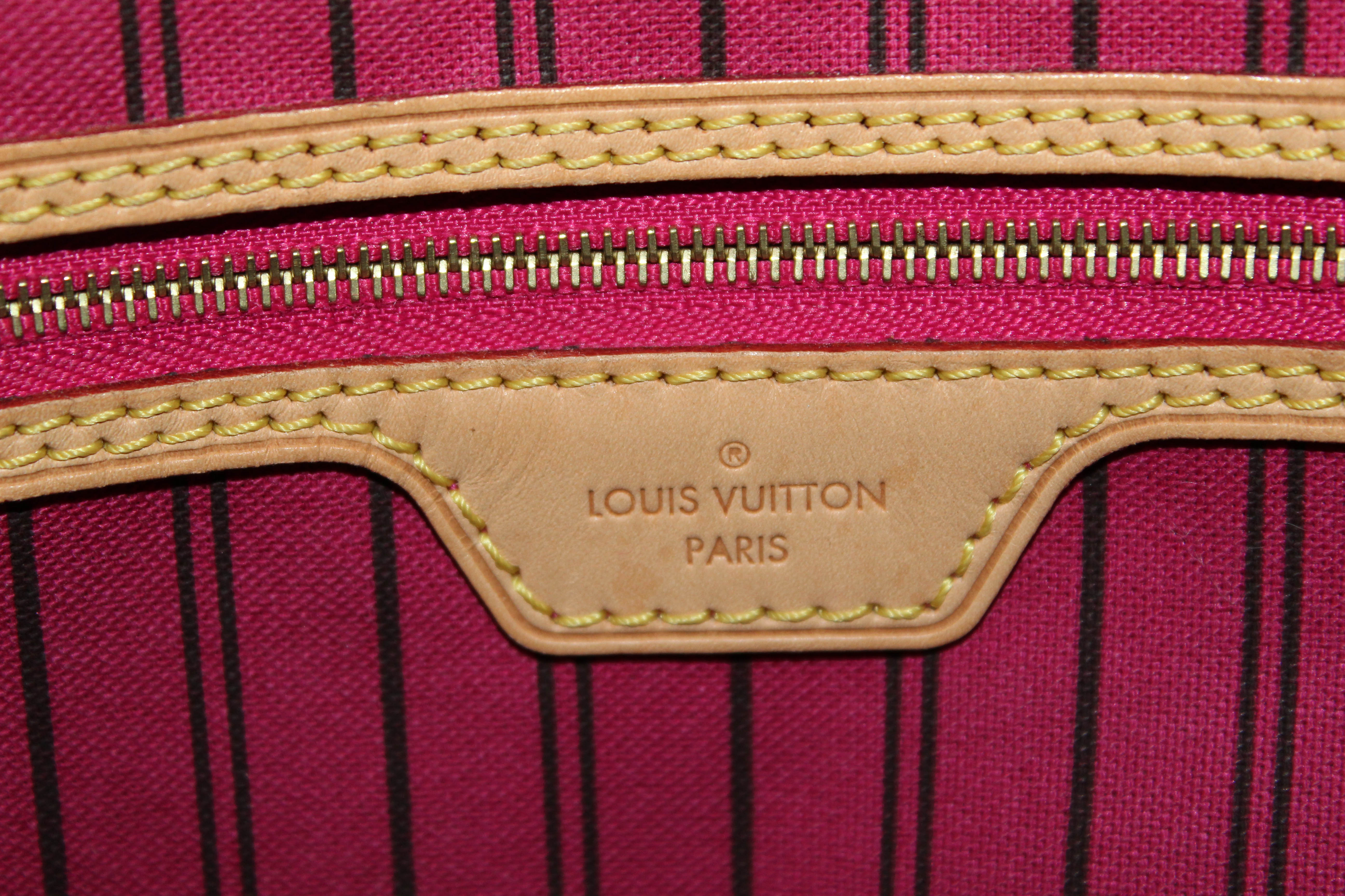 Authentic Louis Vuitton Monogram Delightful MM Hobo Bag - Luxury Designer Shoulder Purse for Women, Fashionable Everyday Handbag for Work, Travel & Shopping