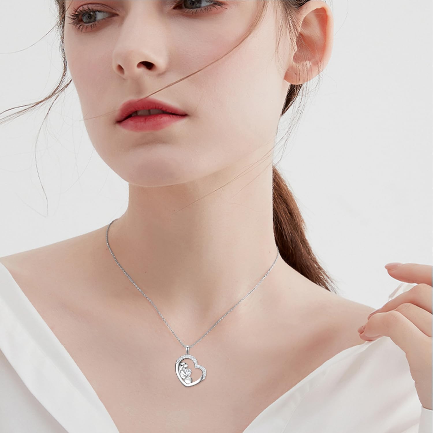 925 Sterling Silver Manatee Pendant Necklace for Women - Dainty Marine Animal Jewelry Gift for Birthday, Anniversary & Christmas | Perfect for Beach Lovers, Ocean Conservationists & Nature Enthusiasts