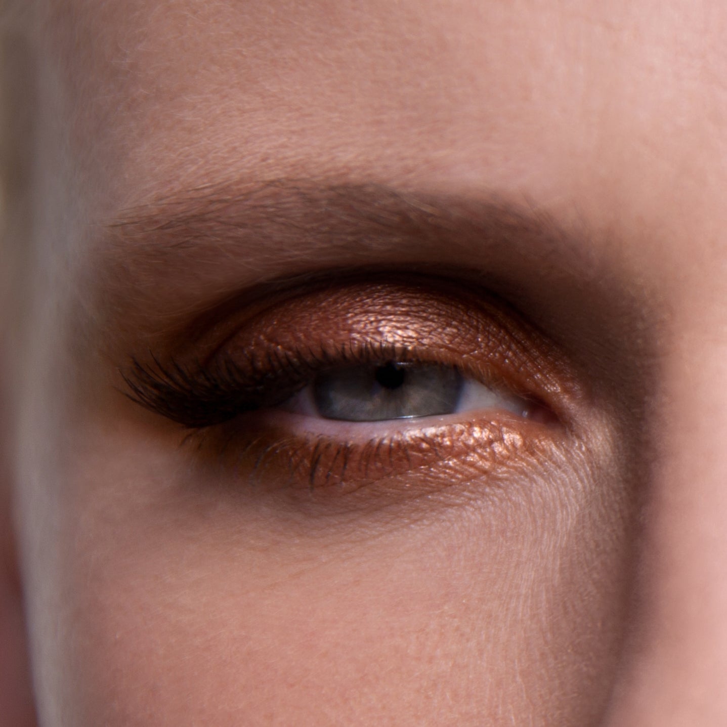 Ash and Ember Eye Soot - Smoky Eyeshadow Palette for Dramatic Makeup Looks | Perfect for Evening Events, Halloween, and Gothic Fashion