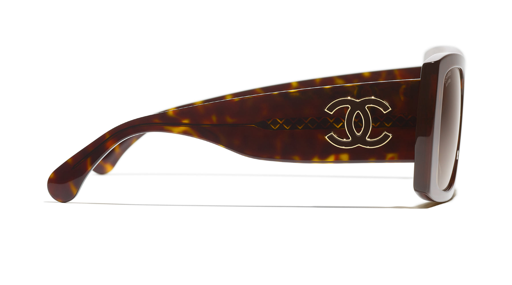 Chanel 5539 Sunglasses - Luxury Designer Shades for Women - UV Protection & Fashion Statement - Perfect for Beach, Driving & Outdoor Activities