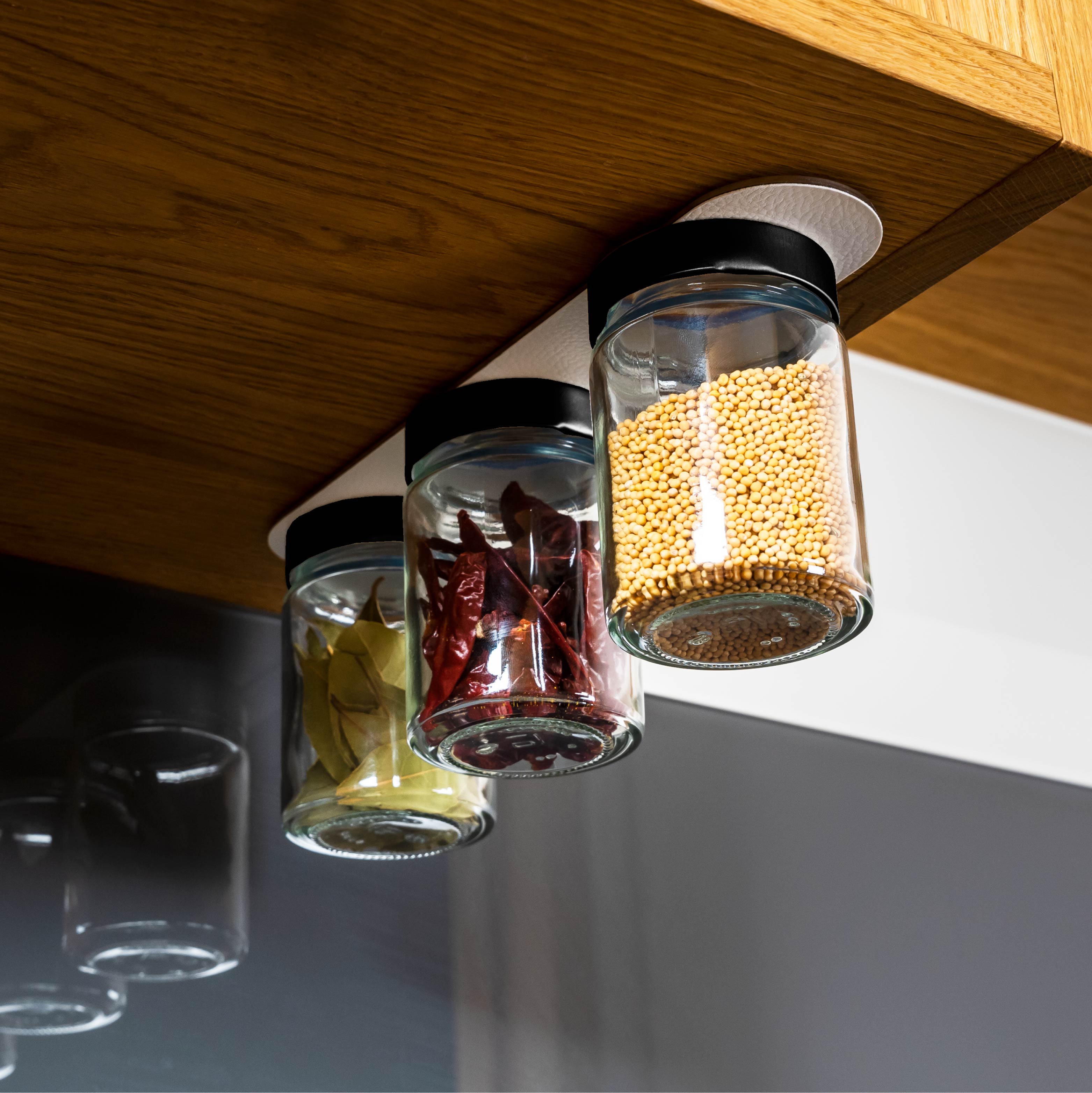 Premium White Magnetic Spice Jars with Holder - 192ml Glass Containers for Kitchen Organization & Spice Storage - Perfect for Pantry, Spice Rack & Refrigerator