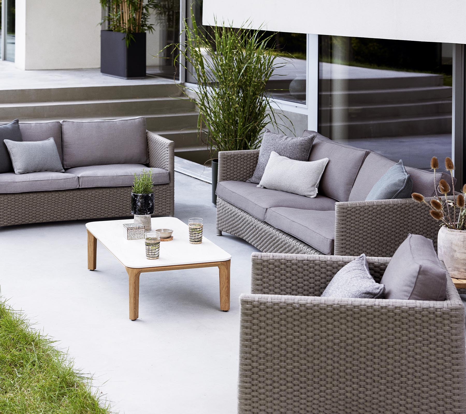 Modern Aspect Coffee Table - 47